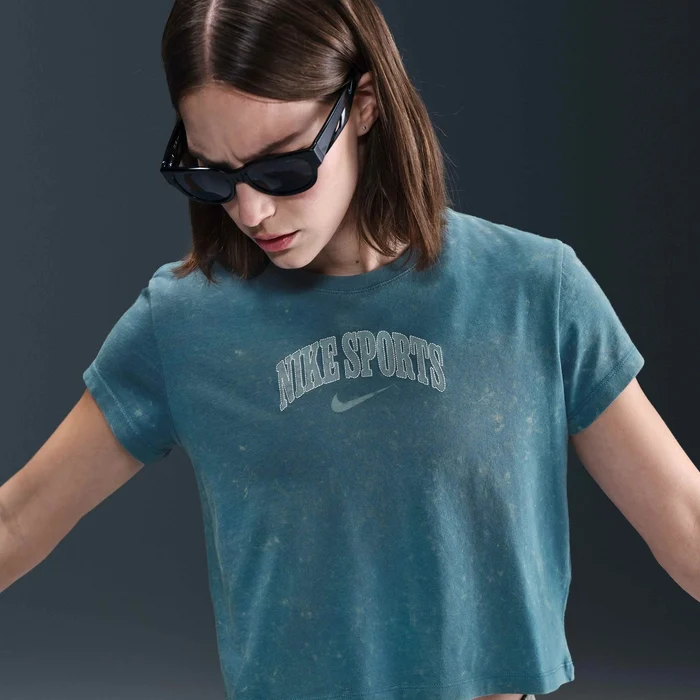 Nike ქალის მაისური