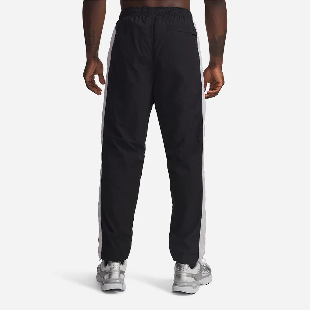 Under Armour მამაკაცის სპორტული შარვალი
