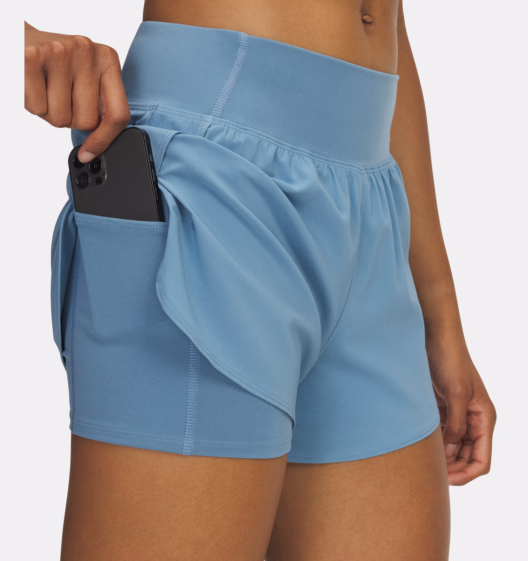 Under Armour ქალის შორტი