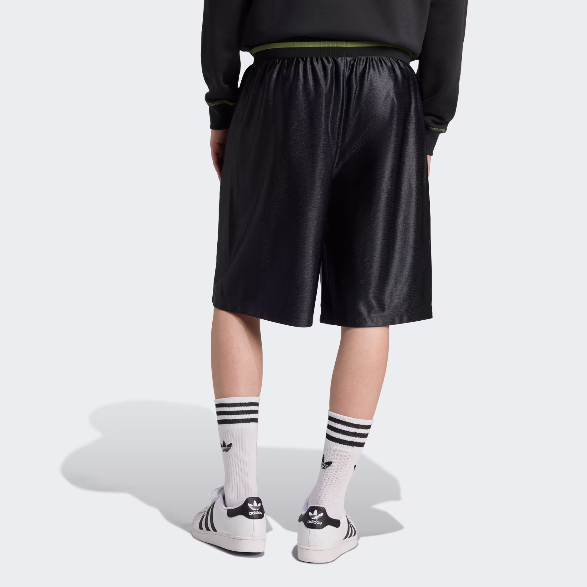 Adidas მამაკაცის შორტი