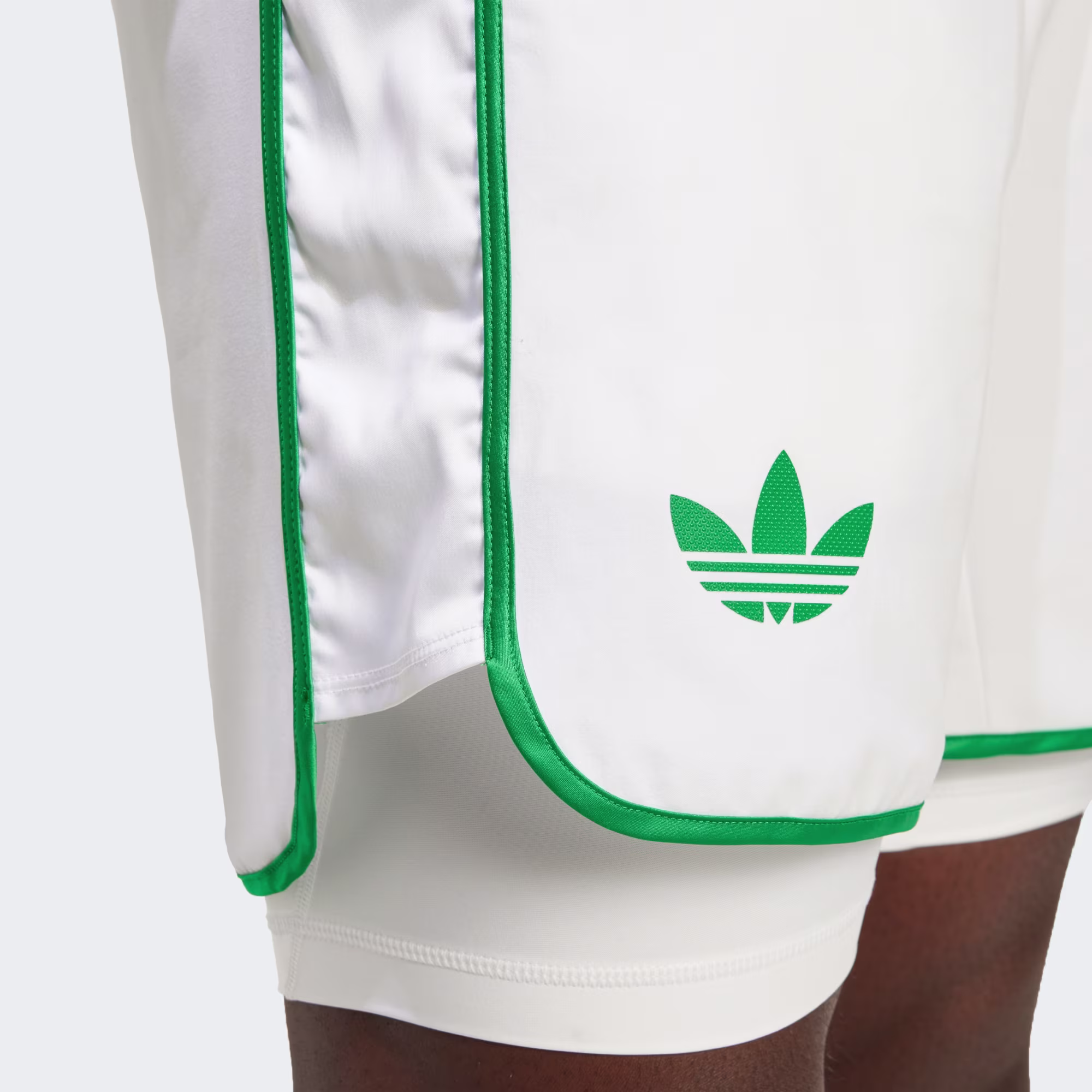 Adidas მამაკაცის შორტი