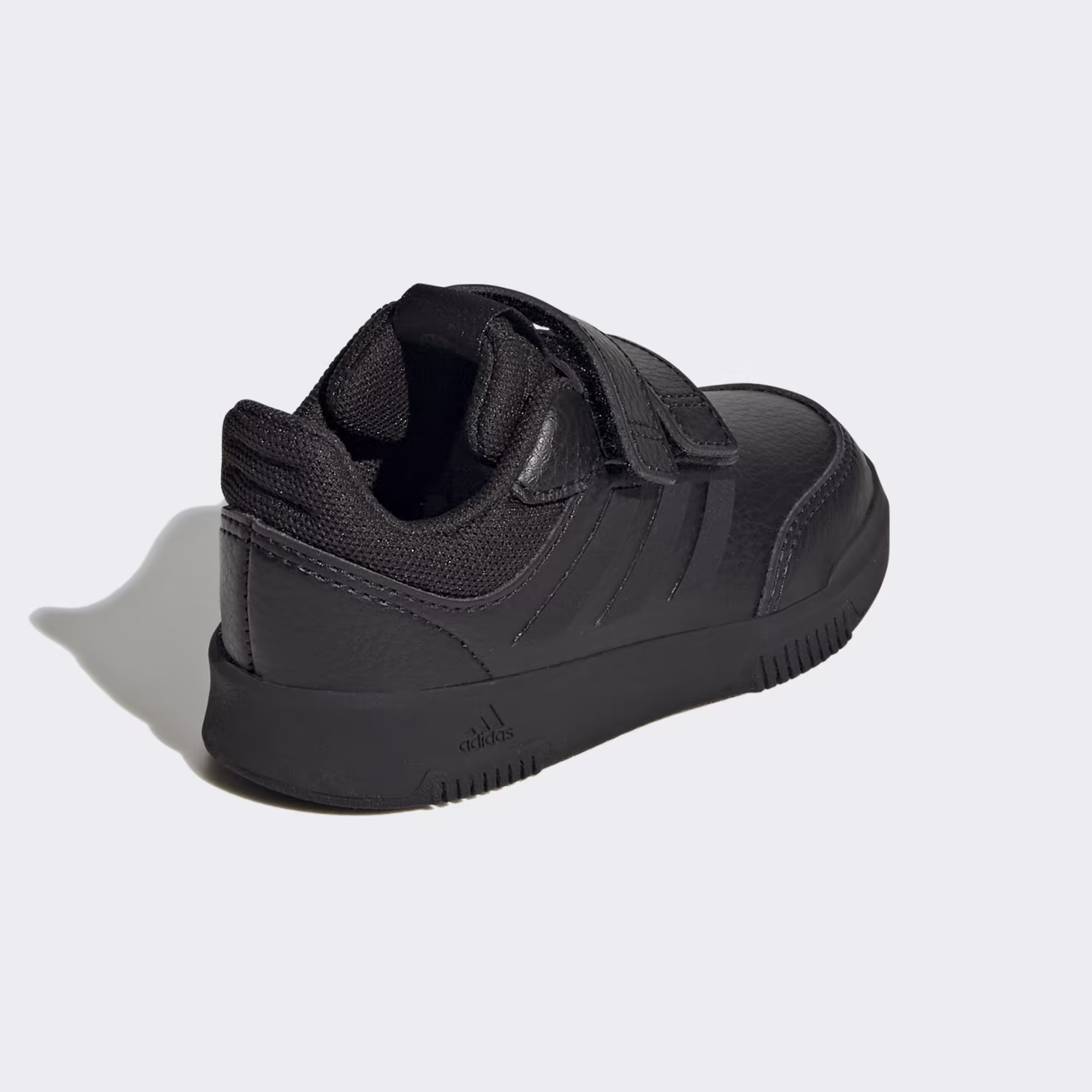 Adidas ბავშვის სპორტული ფეხსაცმელი