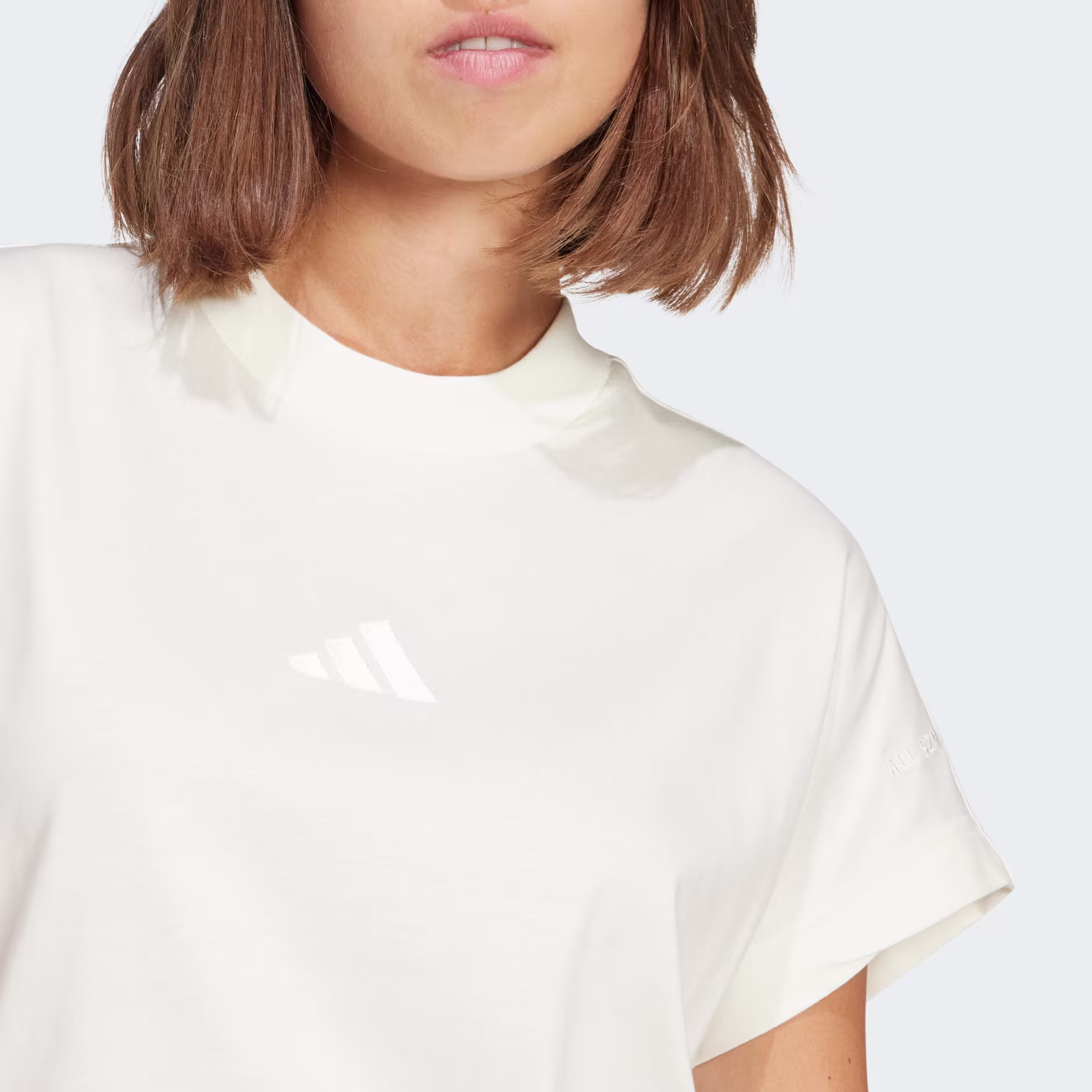 Adidas ქალის მაისური