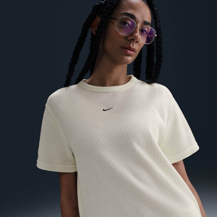 Nike ქალის მაისური
