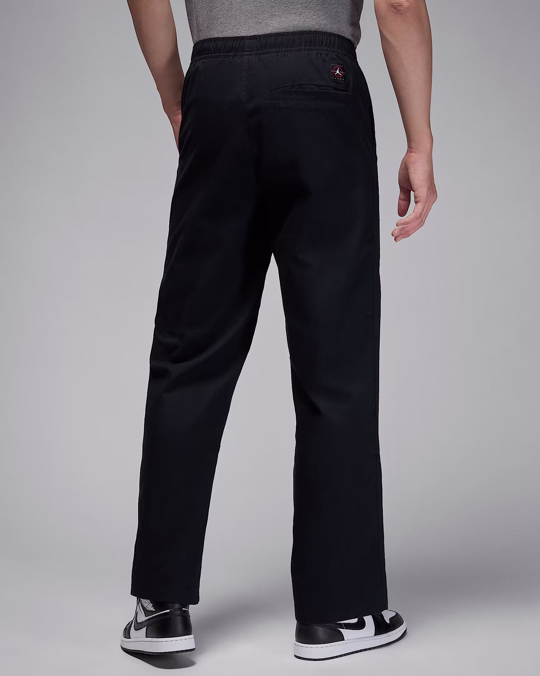 Nike მამაკაცის სპორტული შარვალი M J ESS WOVEN PANT