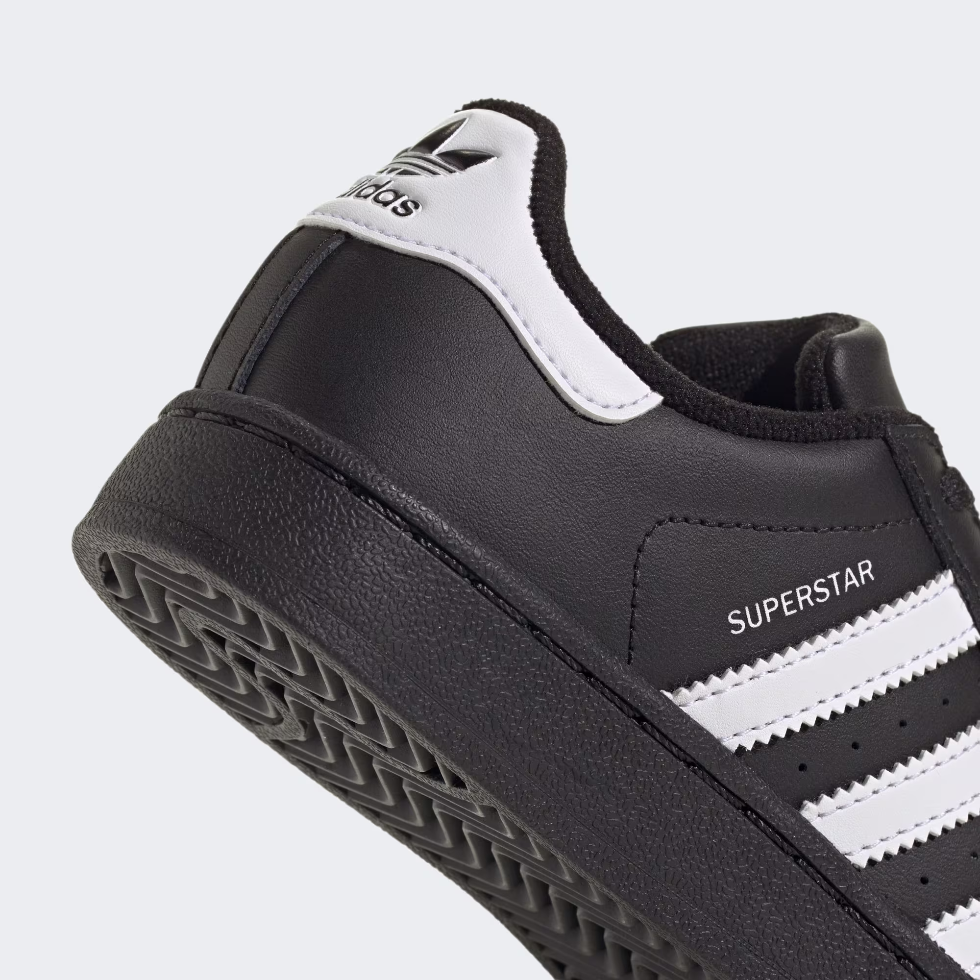 Adidas ბავშვის სპორტული ფეხსაცმელი SUPERSTAR II C