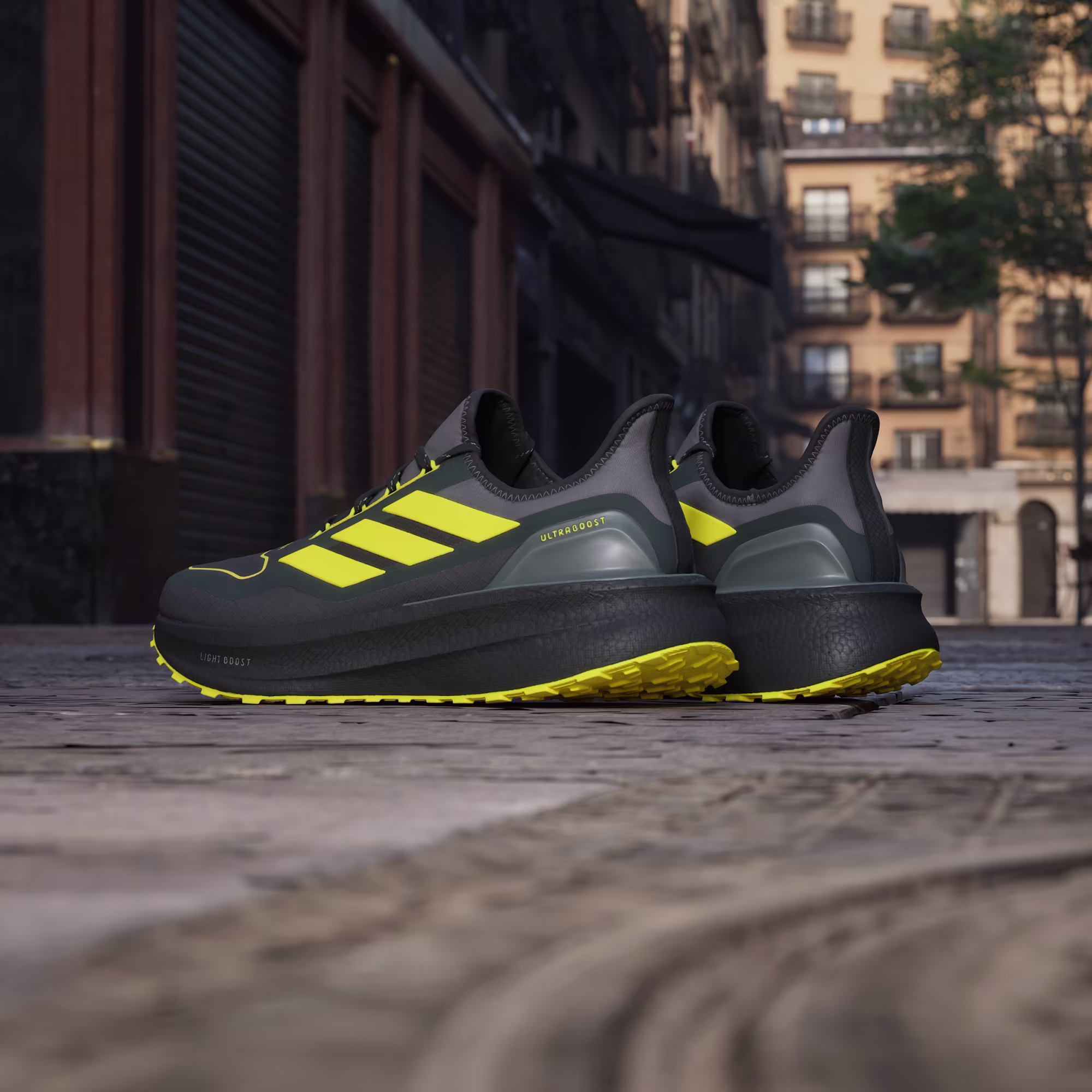 Adidas მამაკაცის სპორტული ფეხსაცმელი