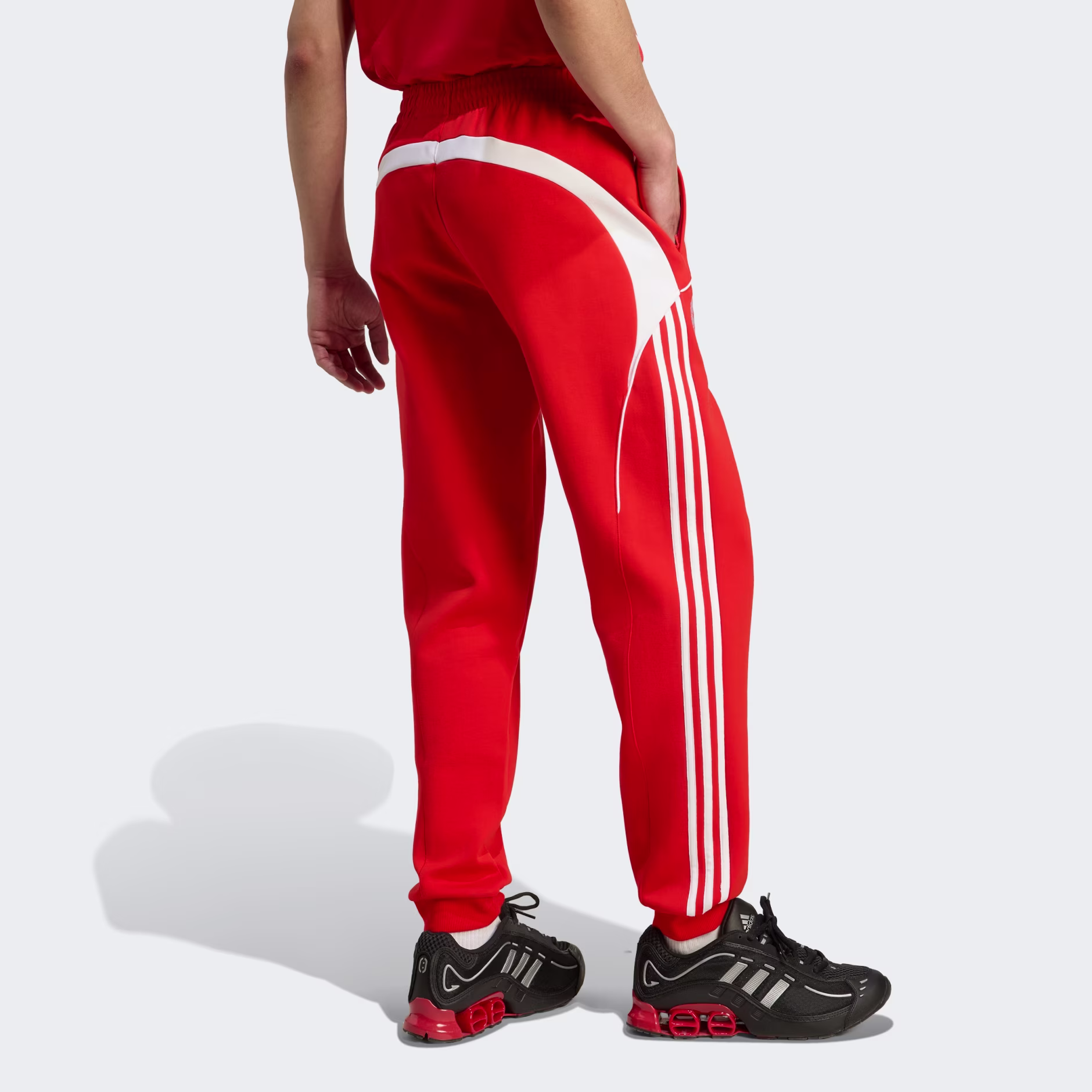 Adidas მამაკაცის შარვალი