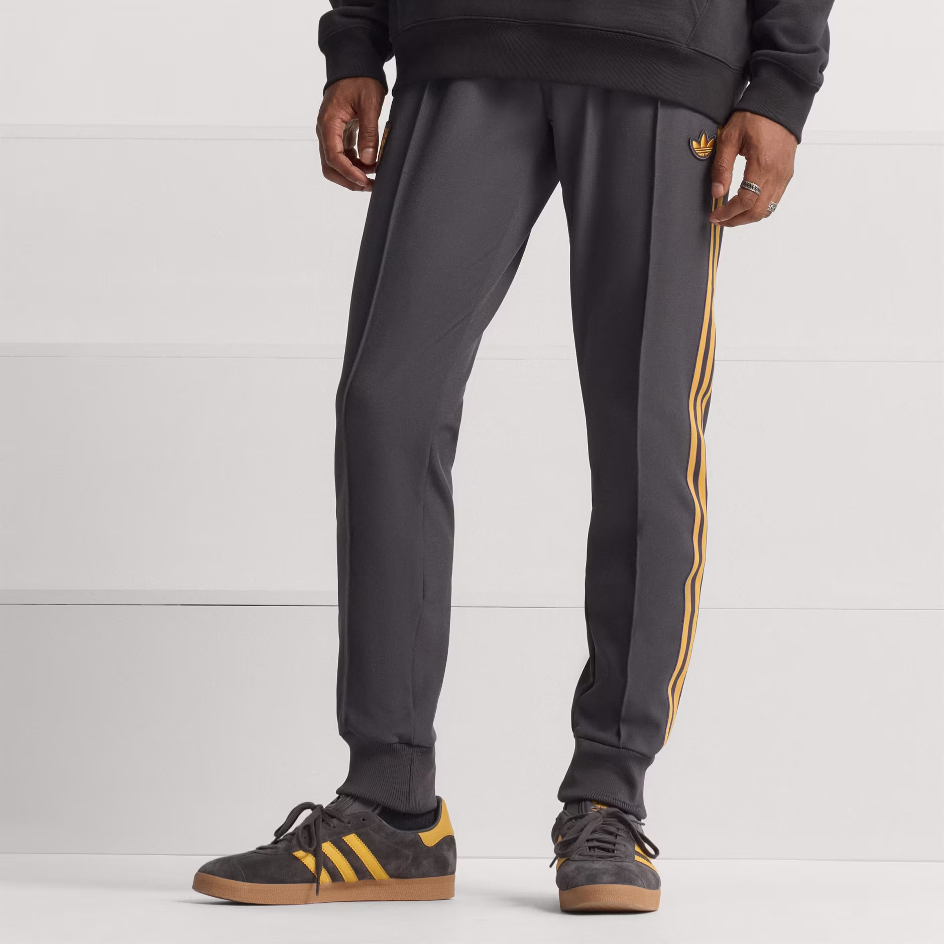 Adidas მამაკაცის შარვალი