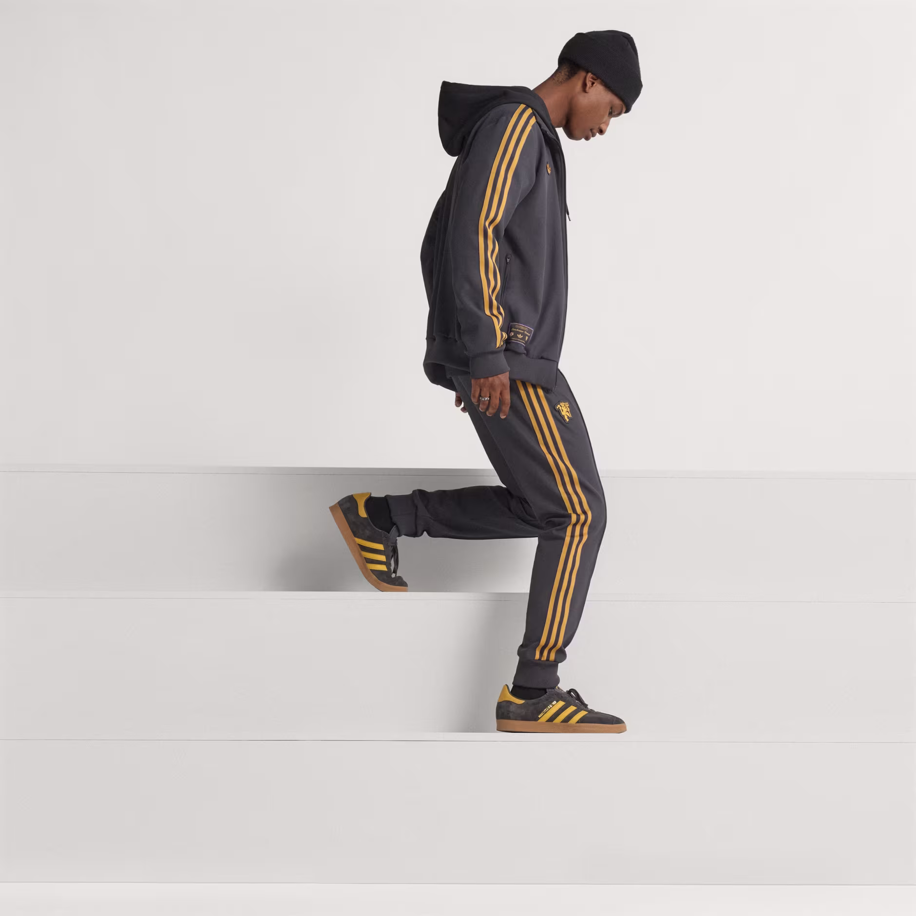 Adidas მამაკაცის შარვალი