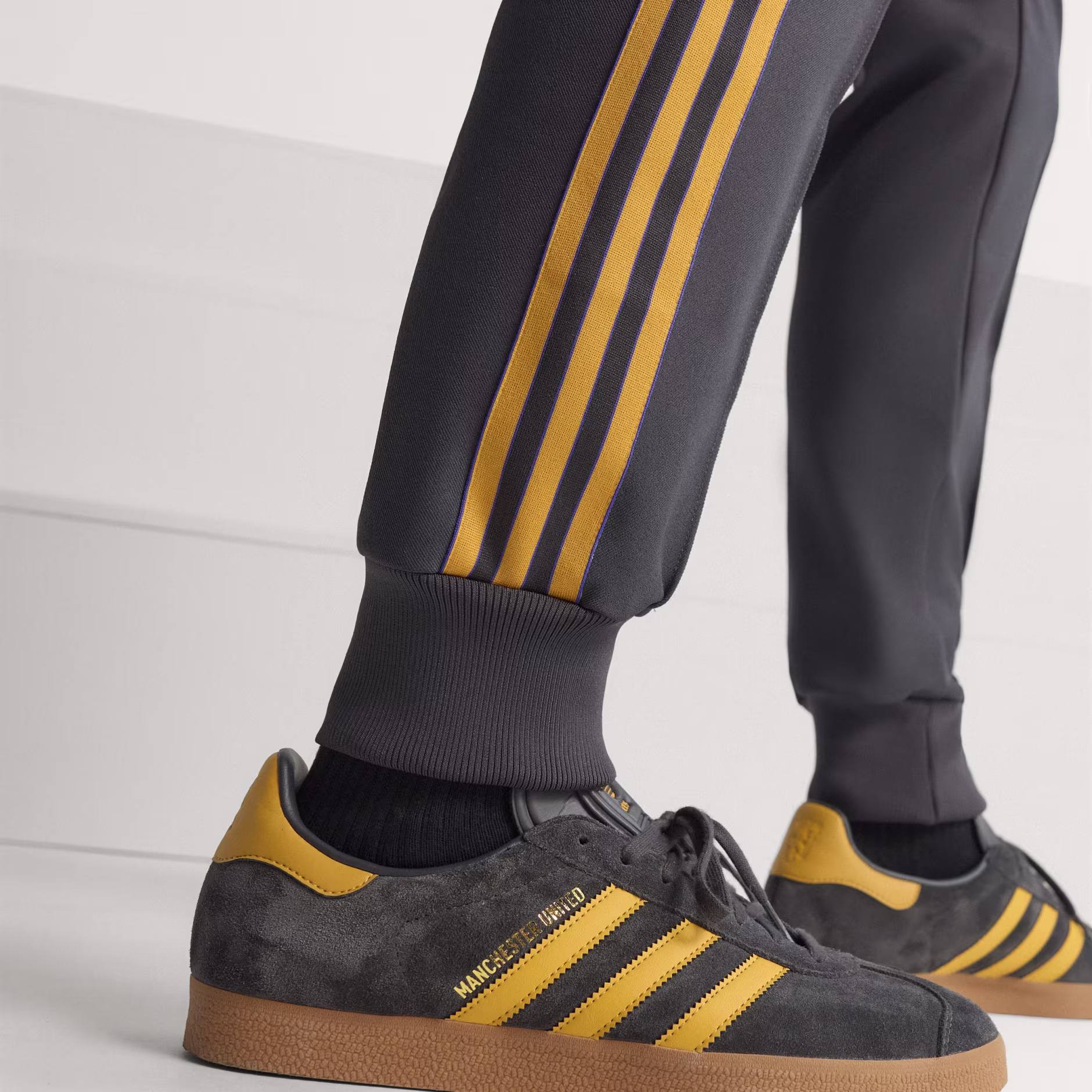 Adidas მამაკაცის შარვალი