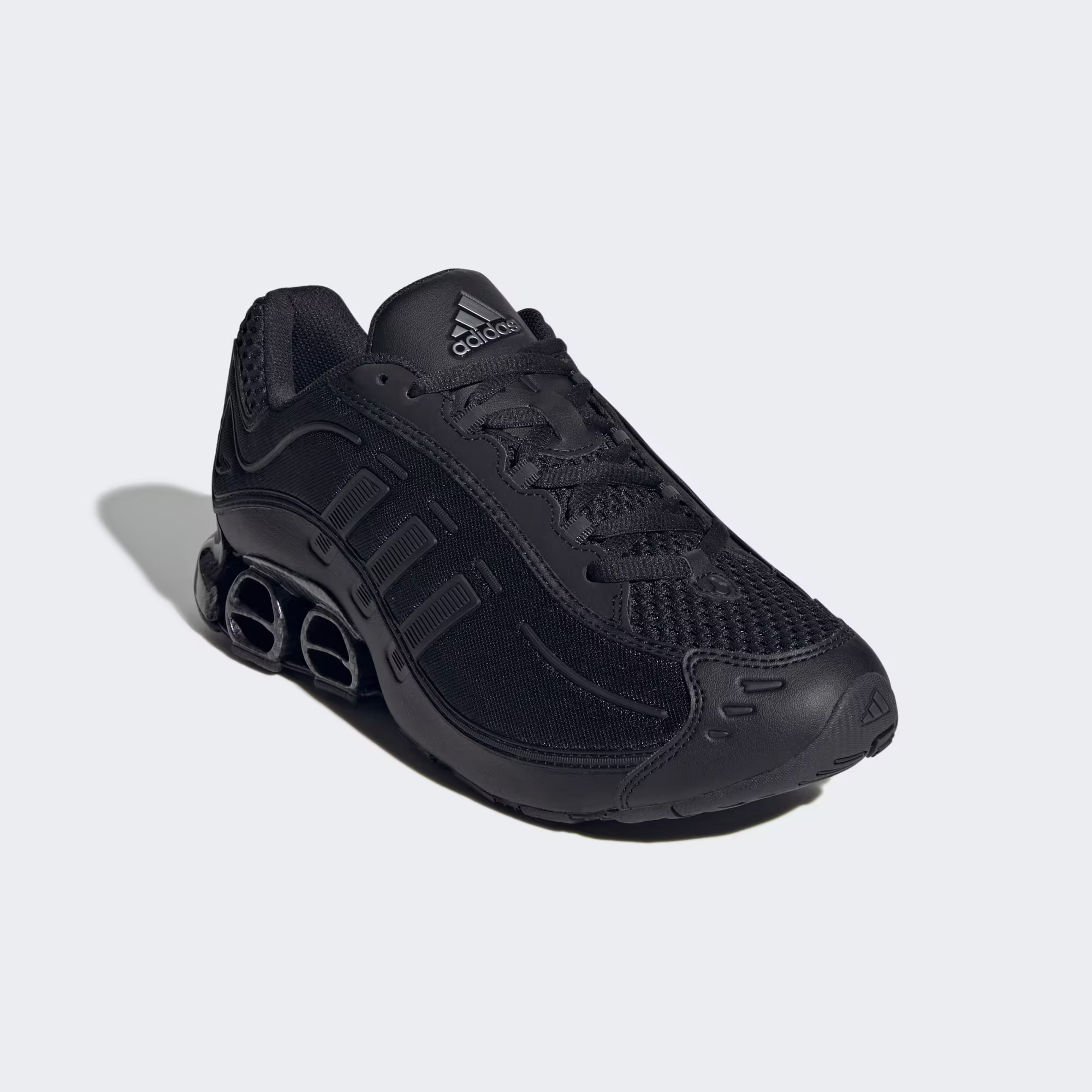 Adidas მამაკაცის სპორტული ფეხსაცმელი