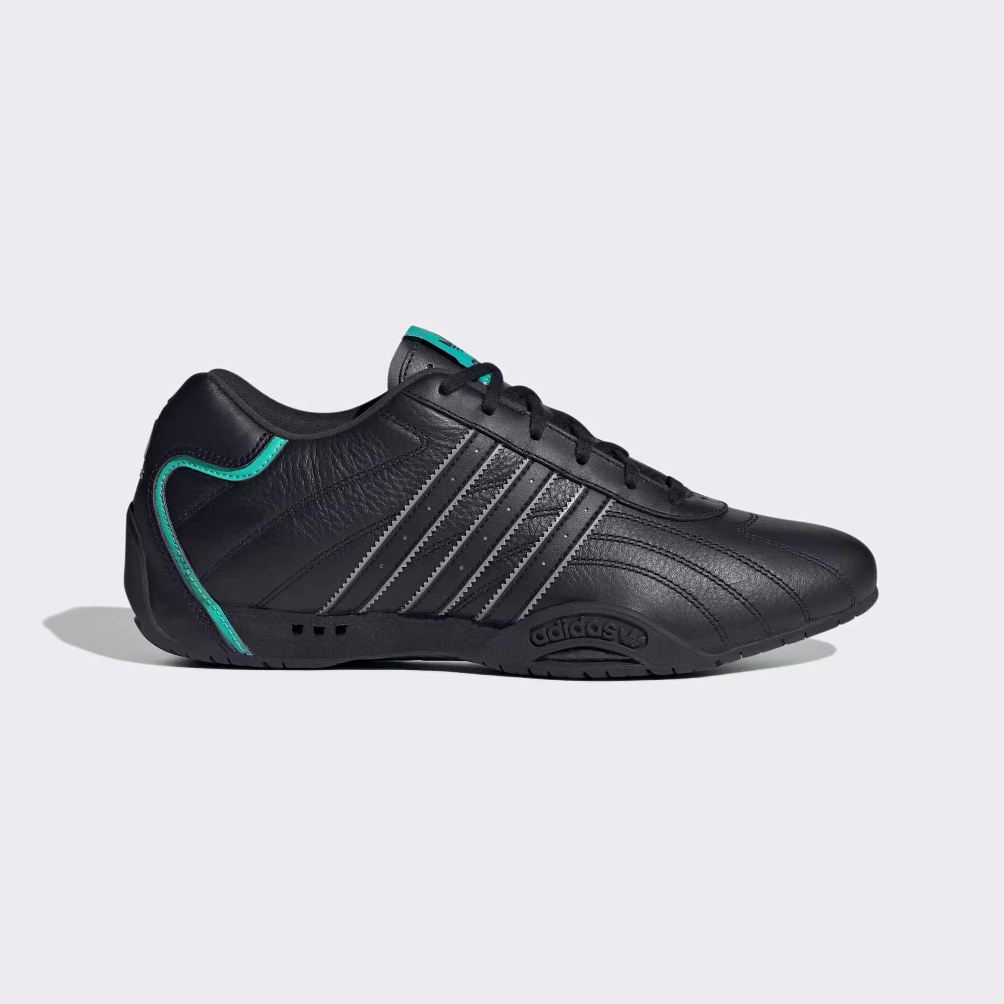 Adidas მამაკაცის სპორტული ფეხსაცმელი