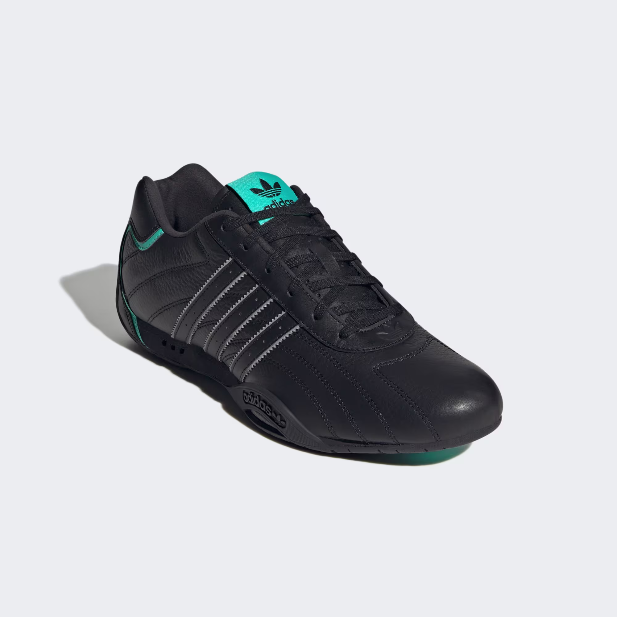 Adidas მამაკაცის სპორტული ფეხსაცმელი