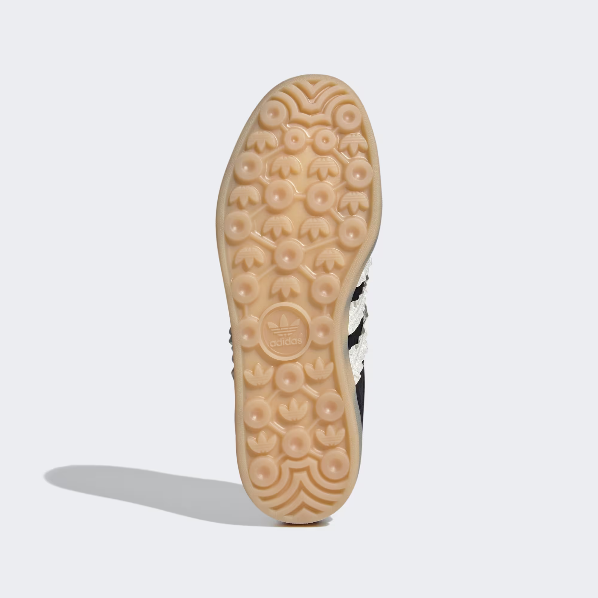 Adidas ქალის სპორტული ფეხსაცმელი