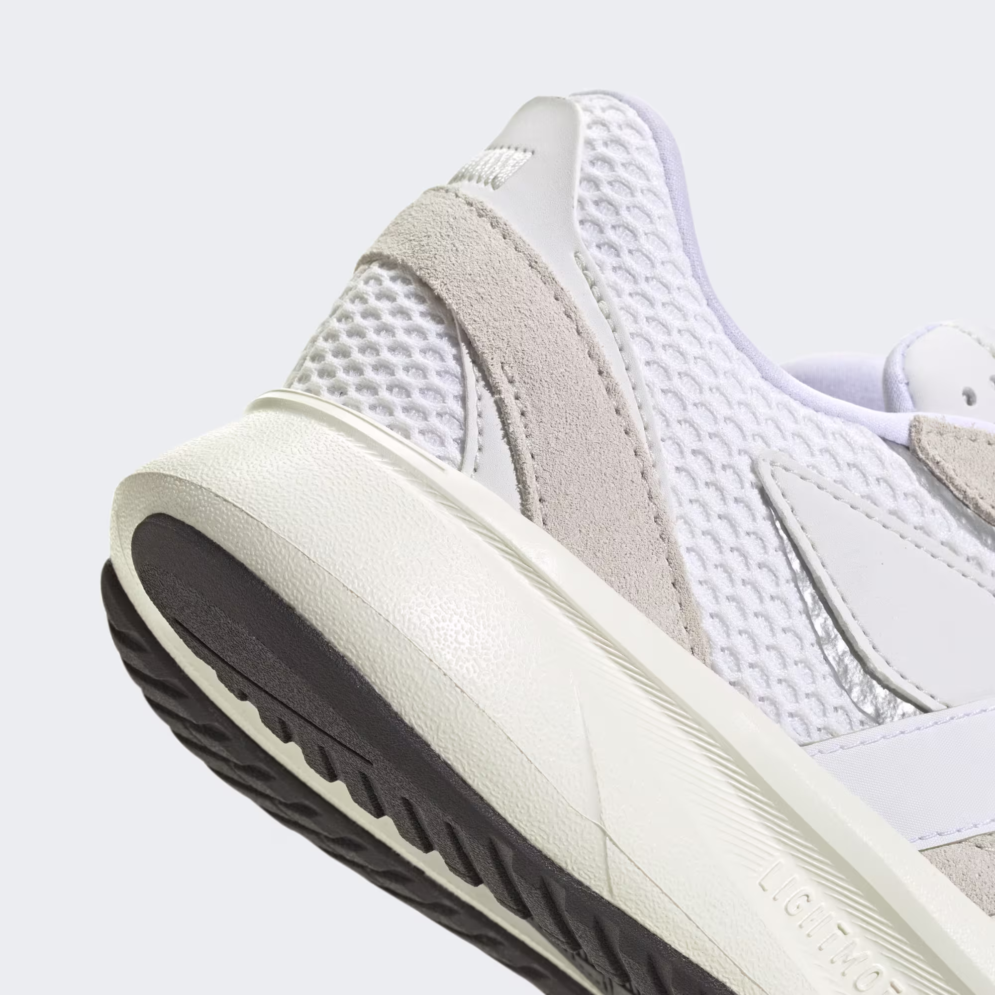 Adidas ბავშვის სპორტული ფეხსაცმელი LIGHTBLAZE J