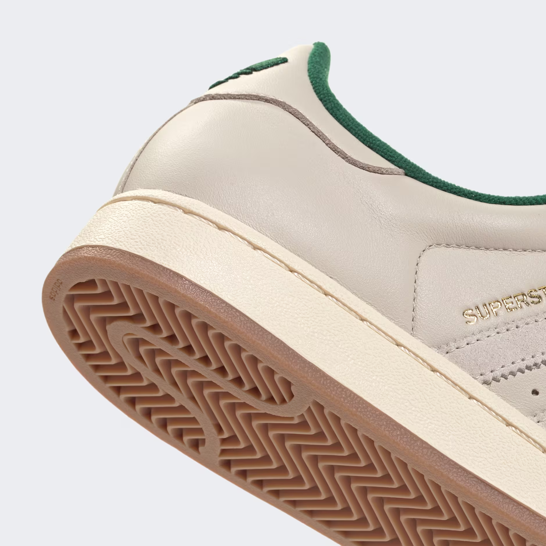 Adidas მამაკაცის სპორტული ფეხსაცმელი