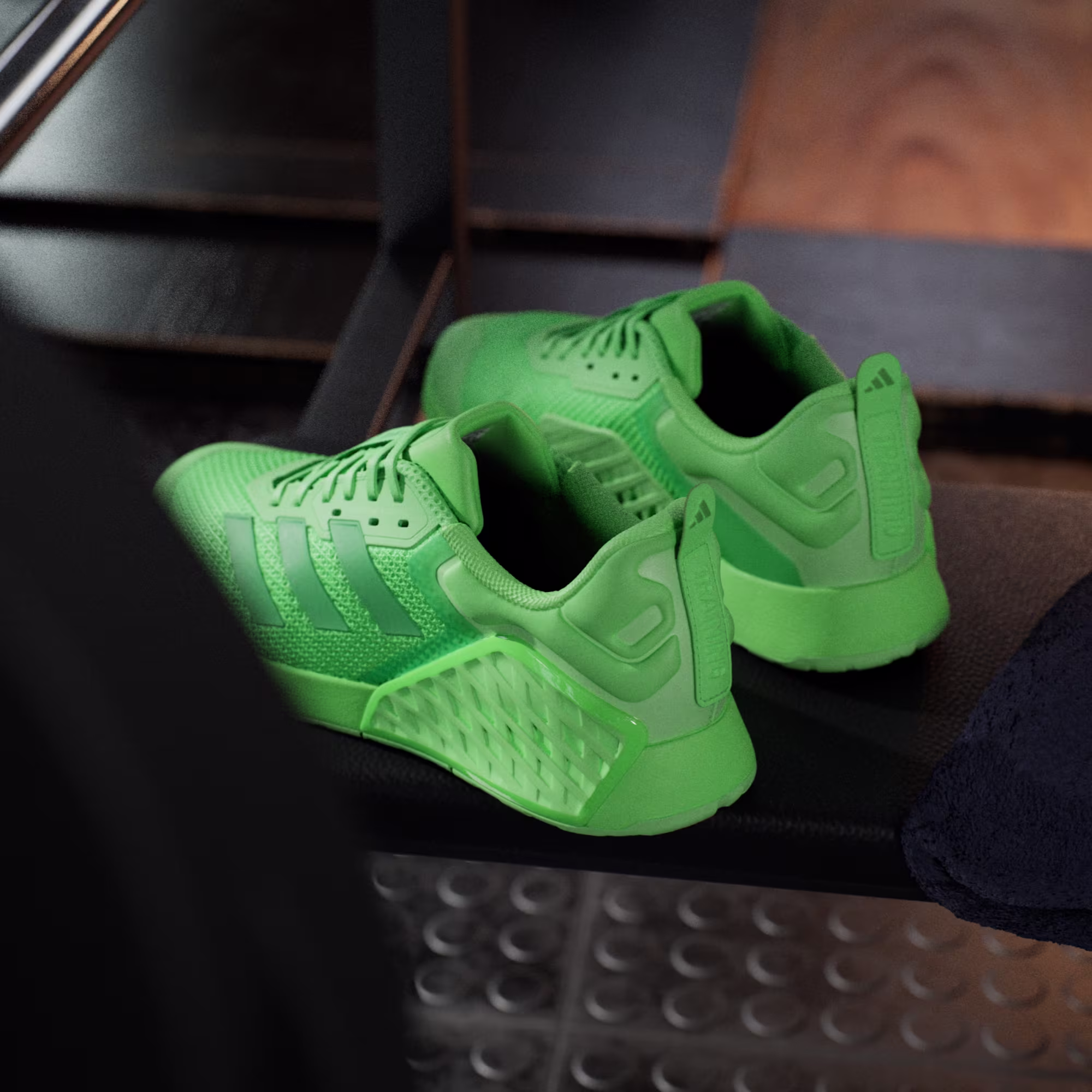 Adidas მამაკაცის სპორტული ფეხსაცმელი