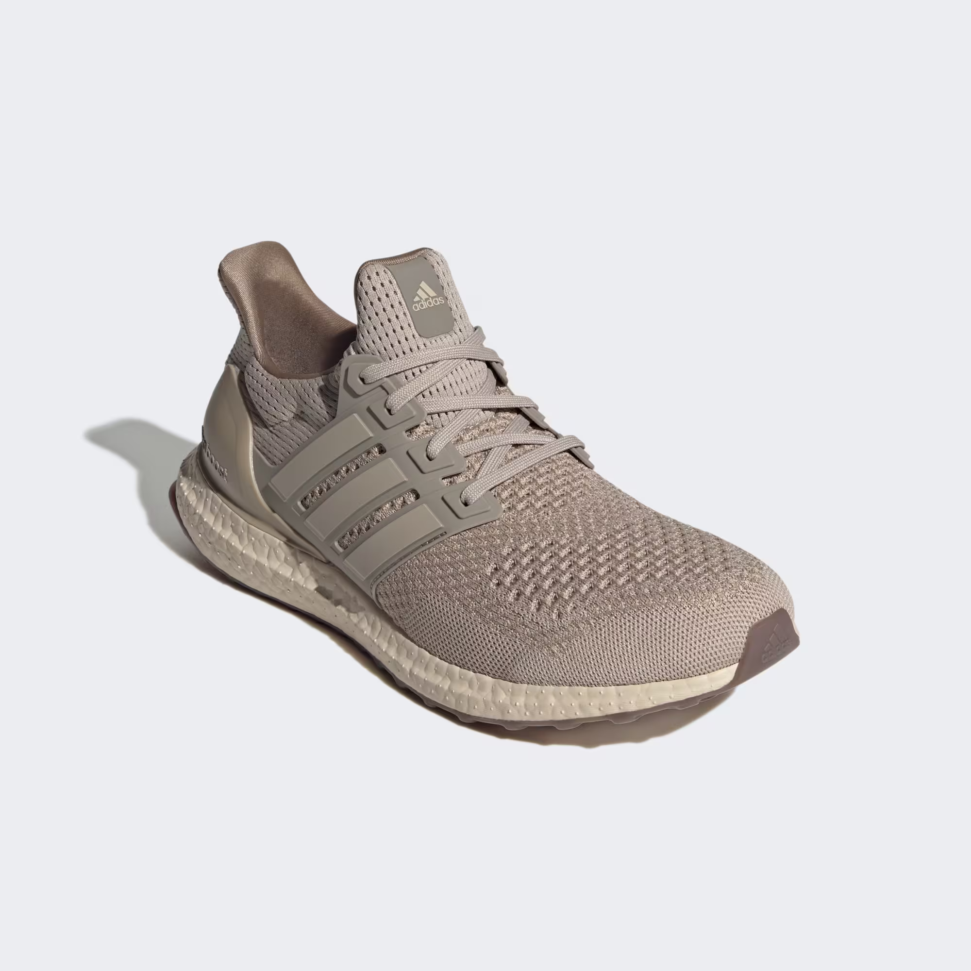Adidas მამაკაცის სპორტული ფეხსაცმელი
