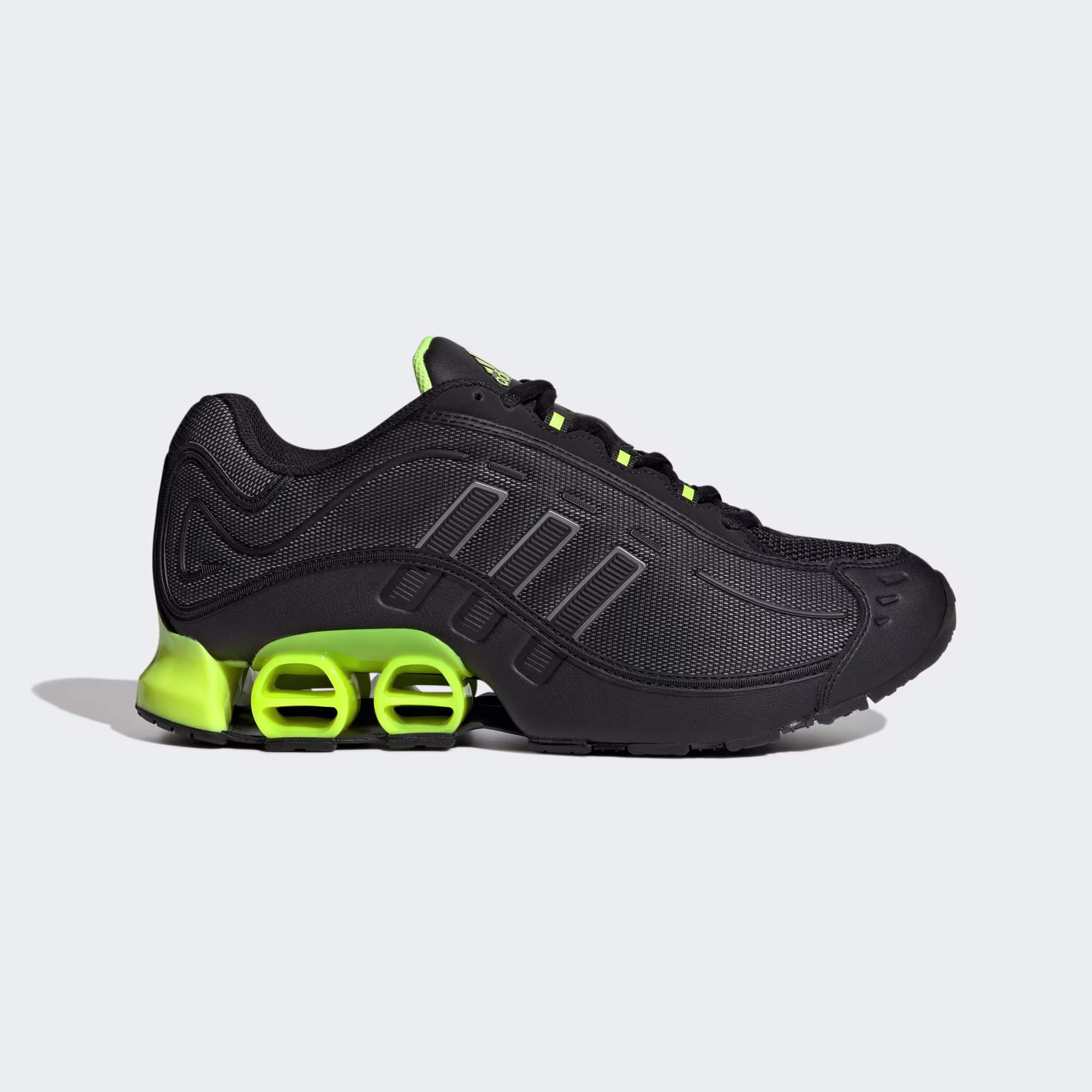 Adidas მამაკაცის სპორტული ფეხსაცმელი