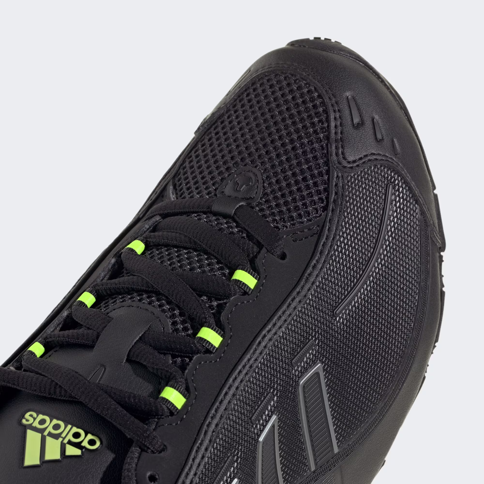 Adidas მამაკაცის სპორტული ფეხსაცმელი