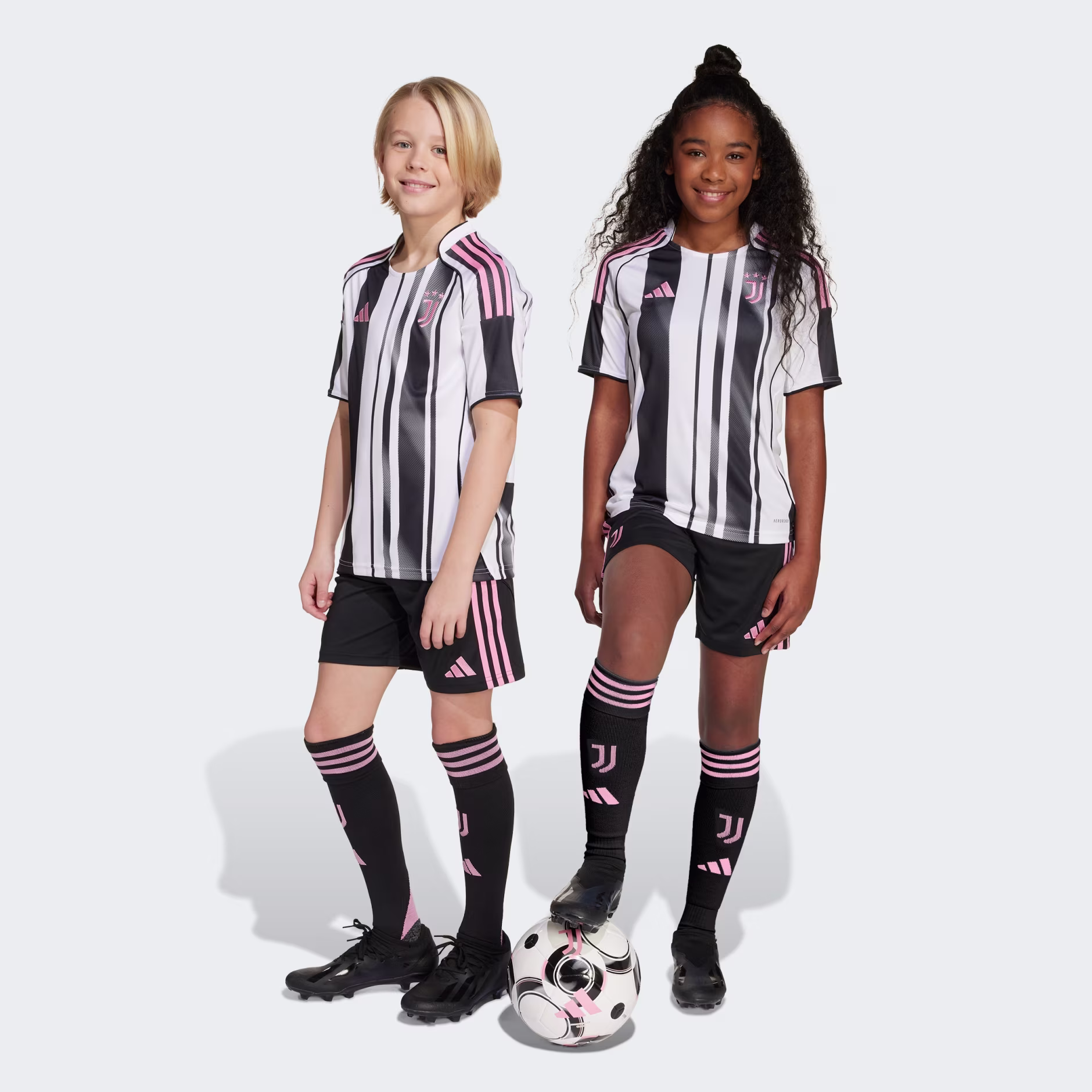 Adidas ბავშვის შორტი