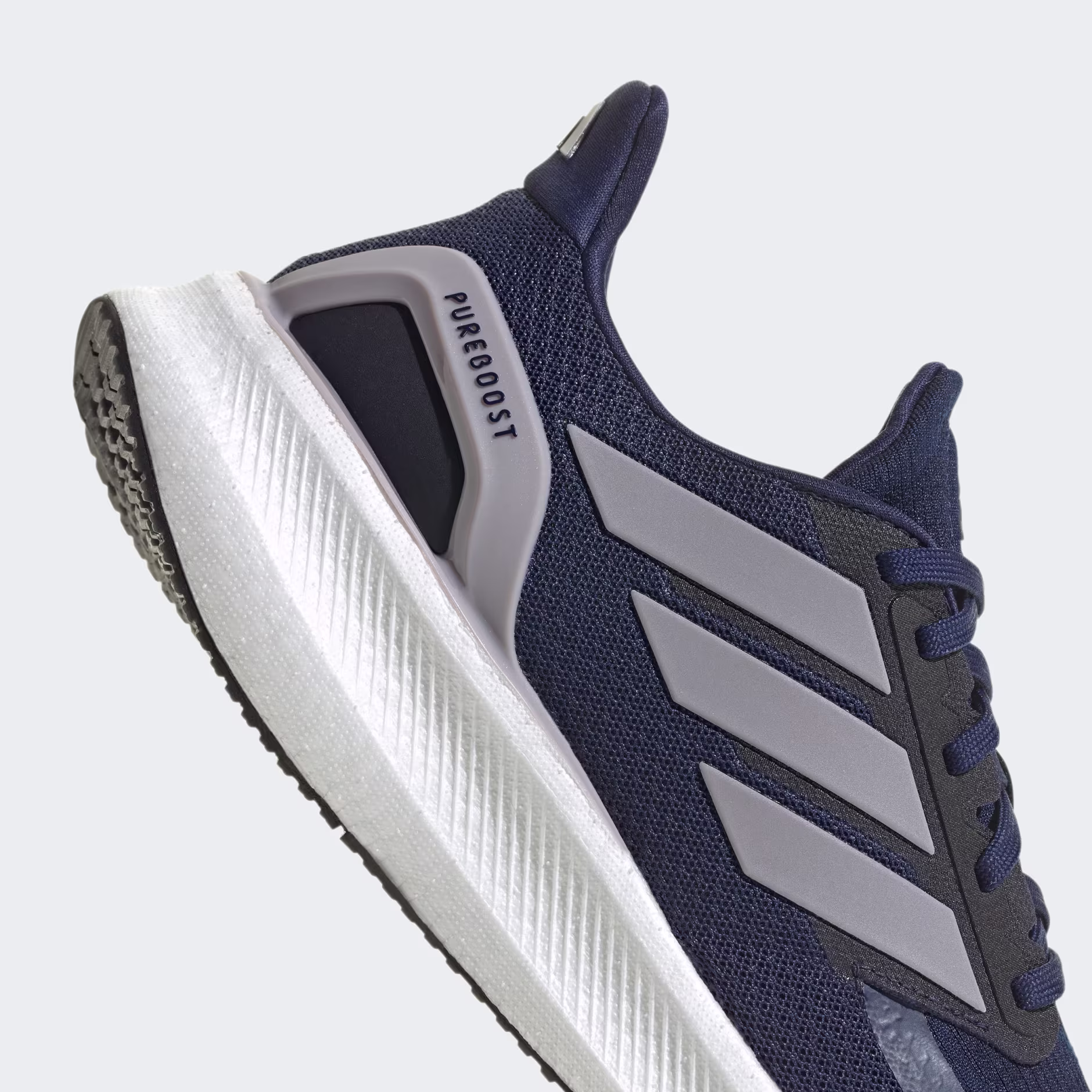 Adidas მამაკაცის სპორტული ფეხსაცმელი