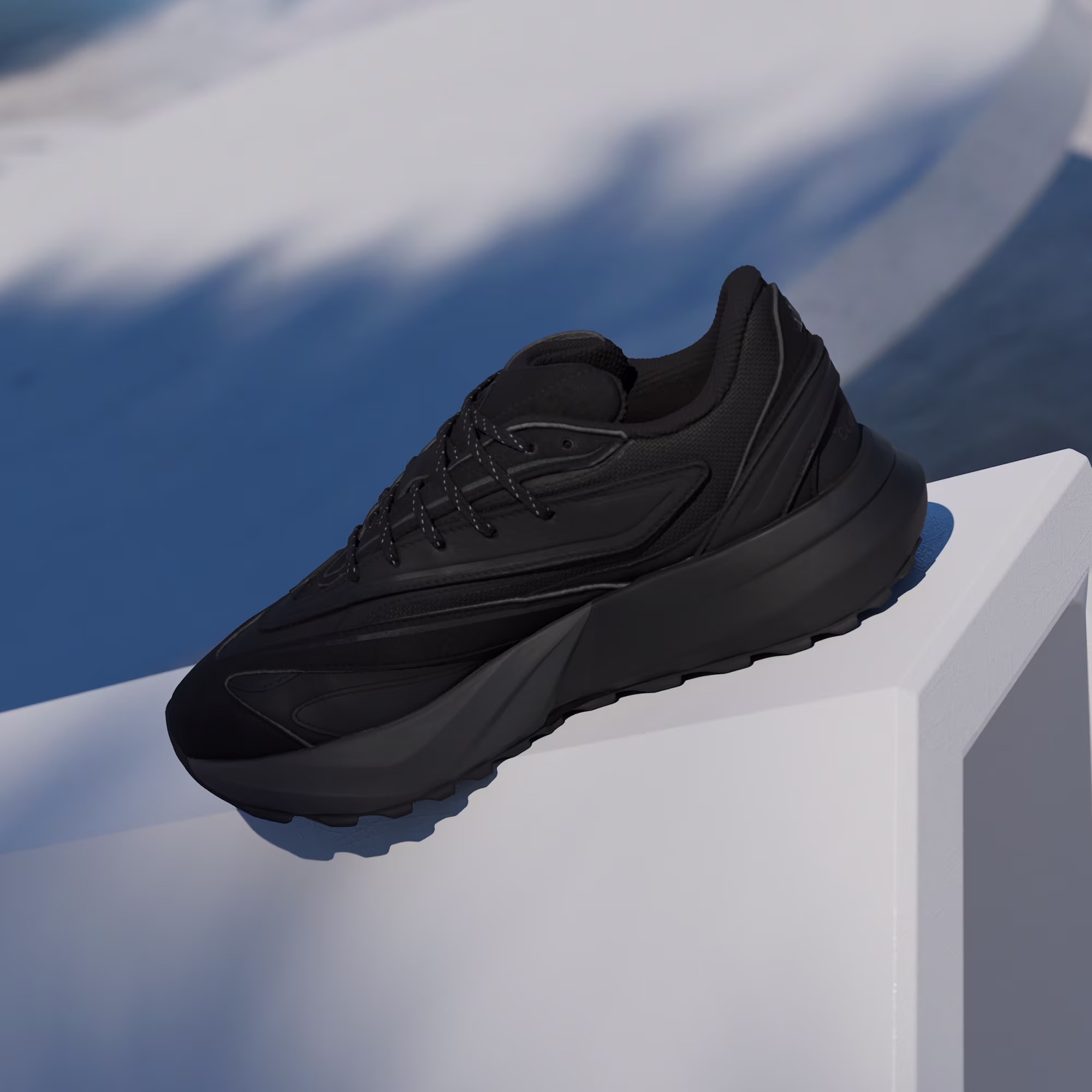 Adidas ქალის სპორტული ფეხსაცმელი