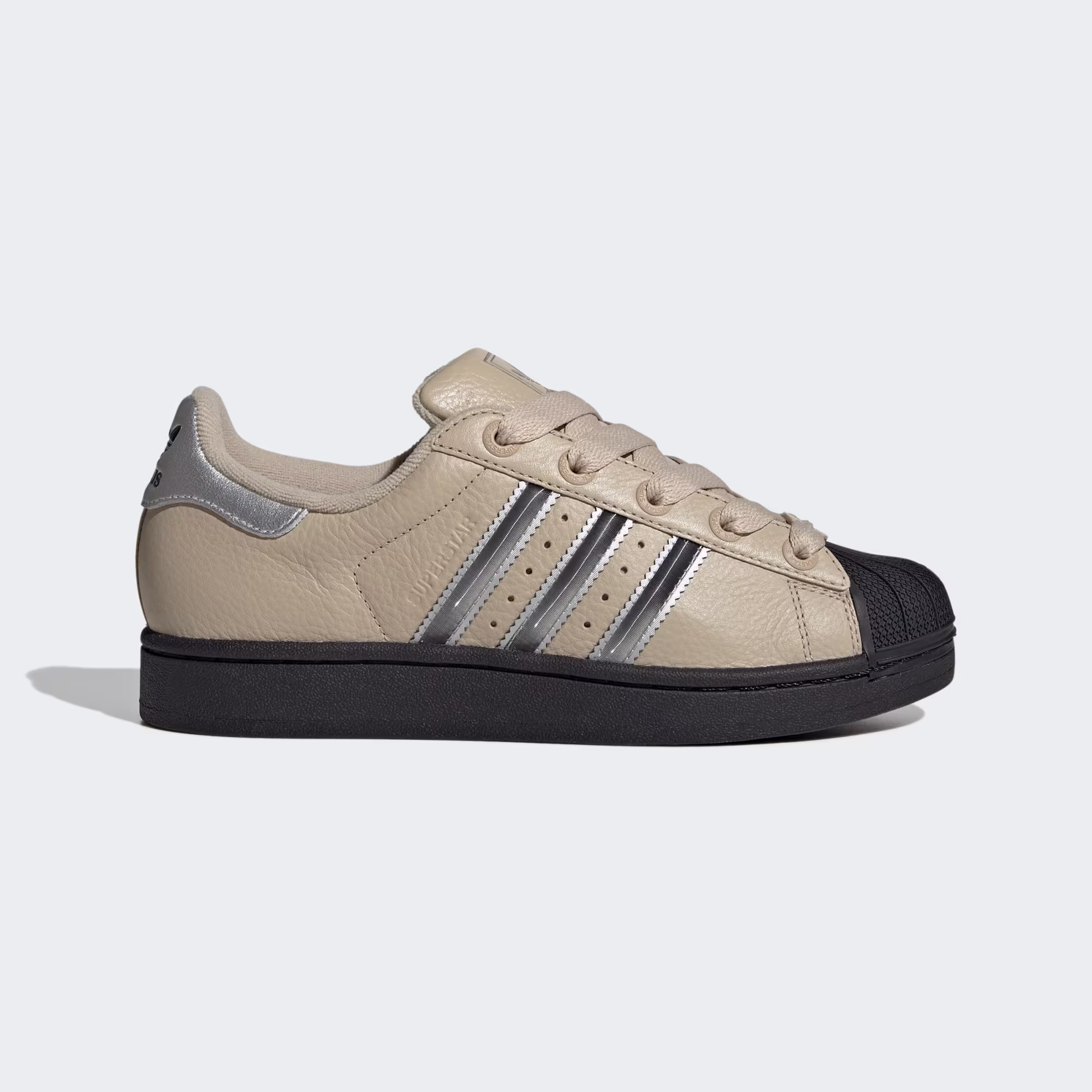 Adidas ქალის სპორტული ფეხსაცმელი