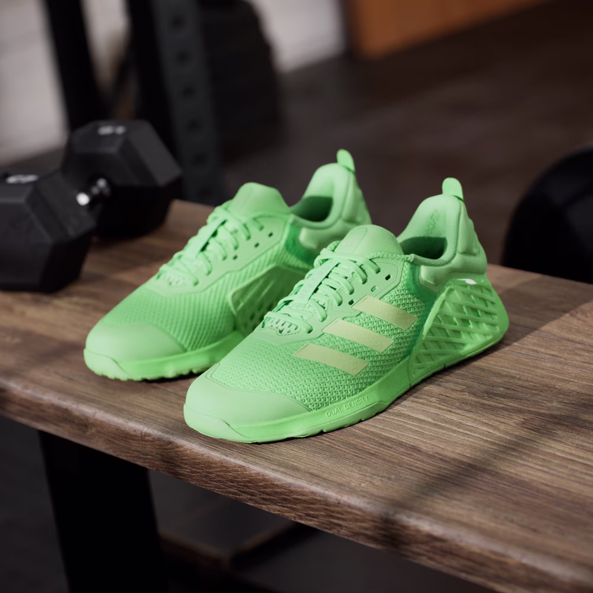 Adidas ქალის სპორტული ფეხსაცმელი