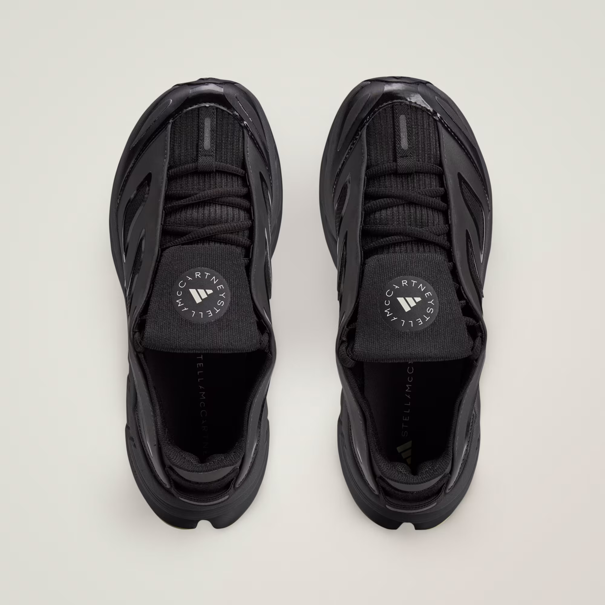 Adidas ქალის სპორტული ფეხსაცმელი