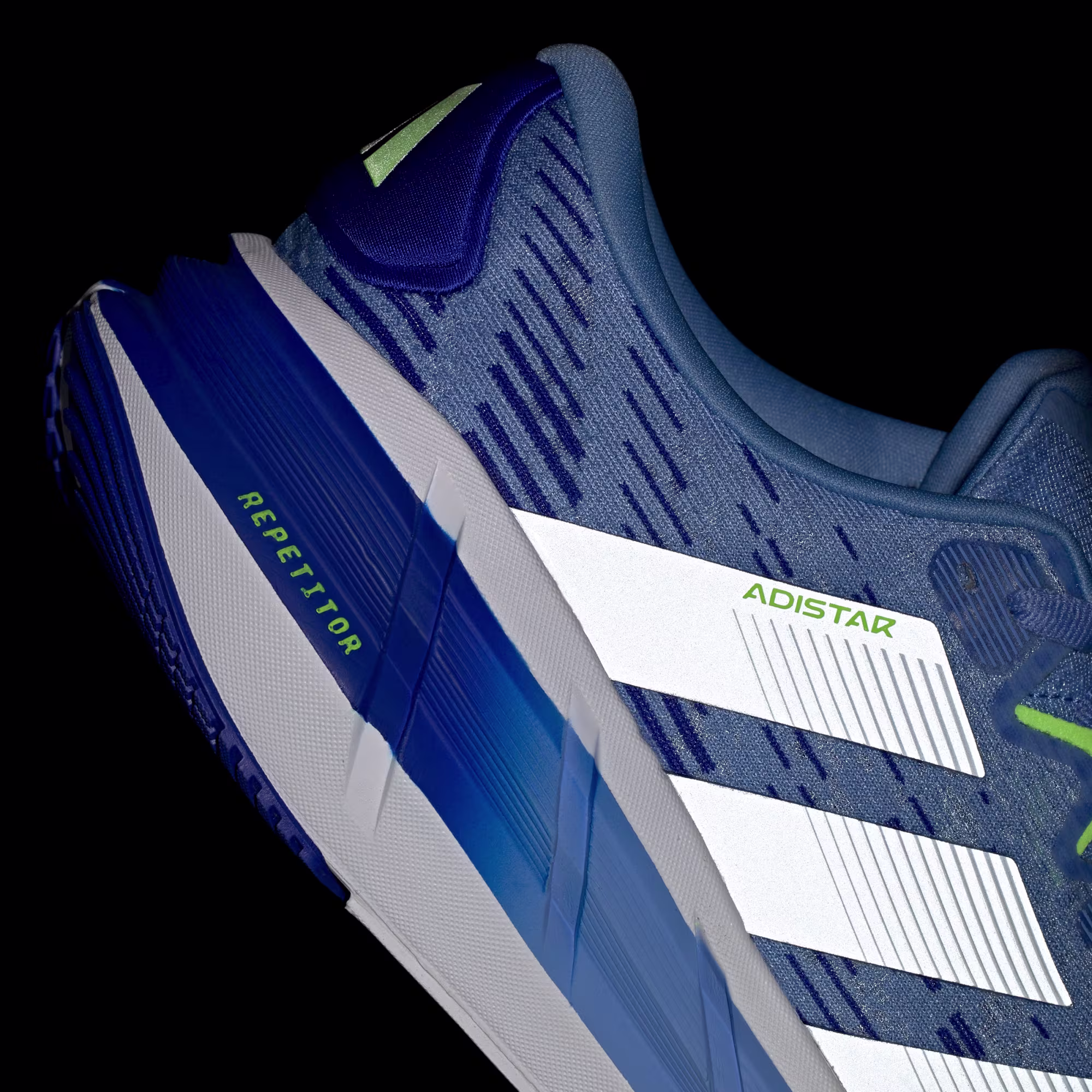 Adidas მამაკაცის სპორტული ფეხსაცმელი