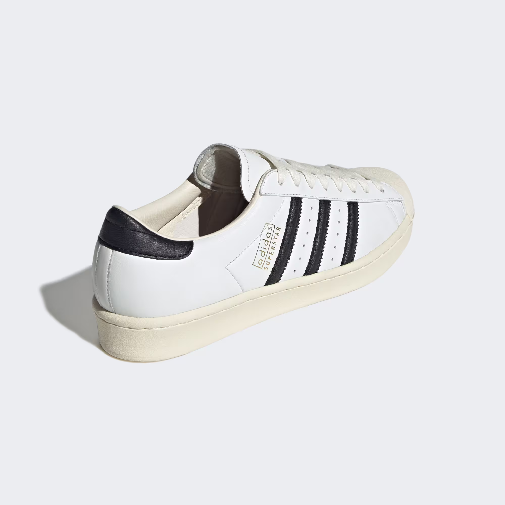 Adidas მამაკაცის სპორტული ფეხსაცმელი