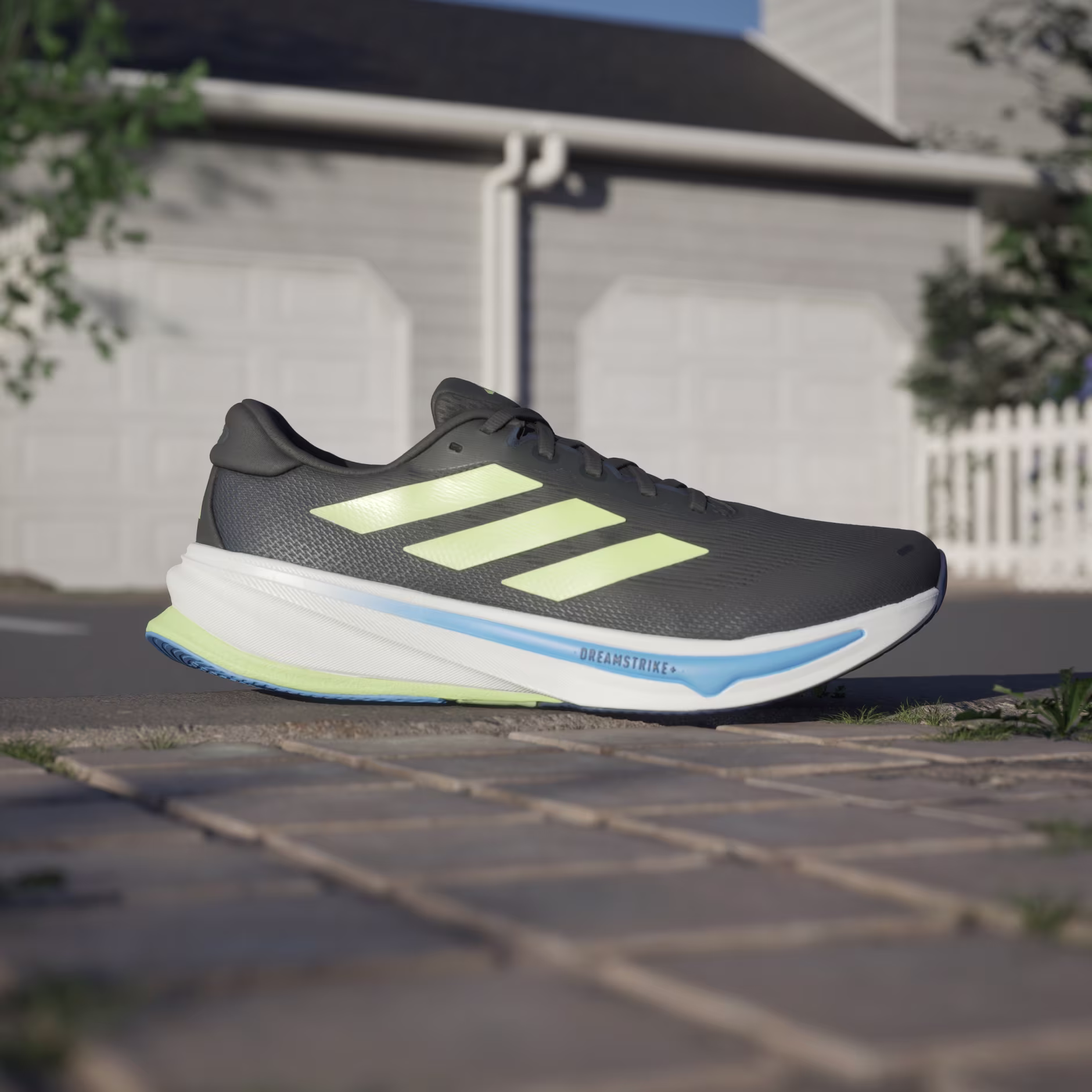Adidas მამაკაცის სპორტული ფეხსაცმელი