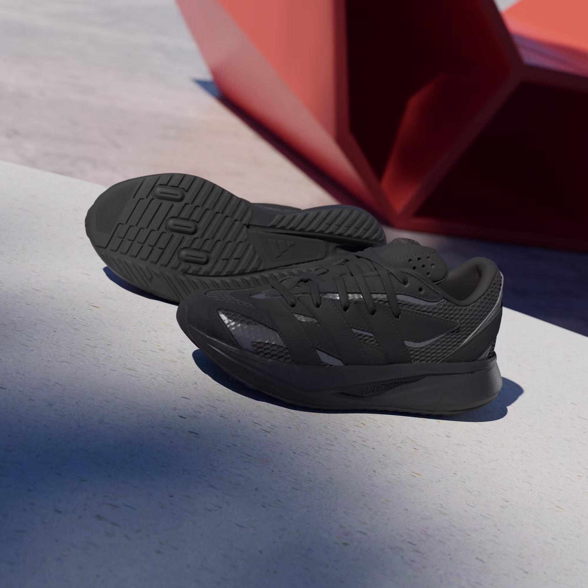 Adidas ბავშვის სპორტული ფეხსაცმელი LIGHTBLAZE J