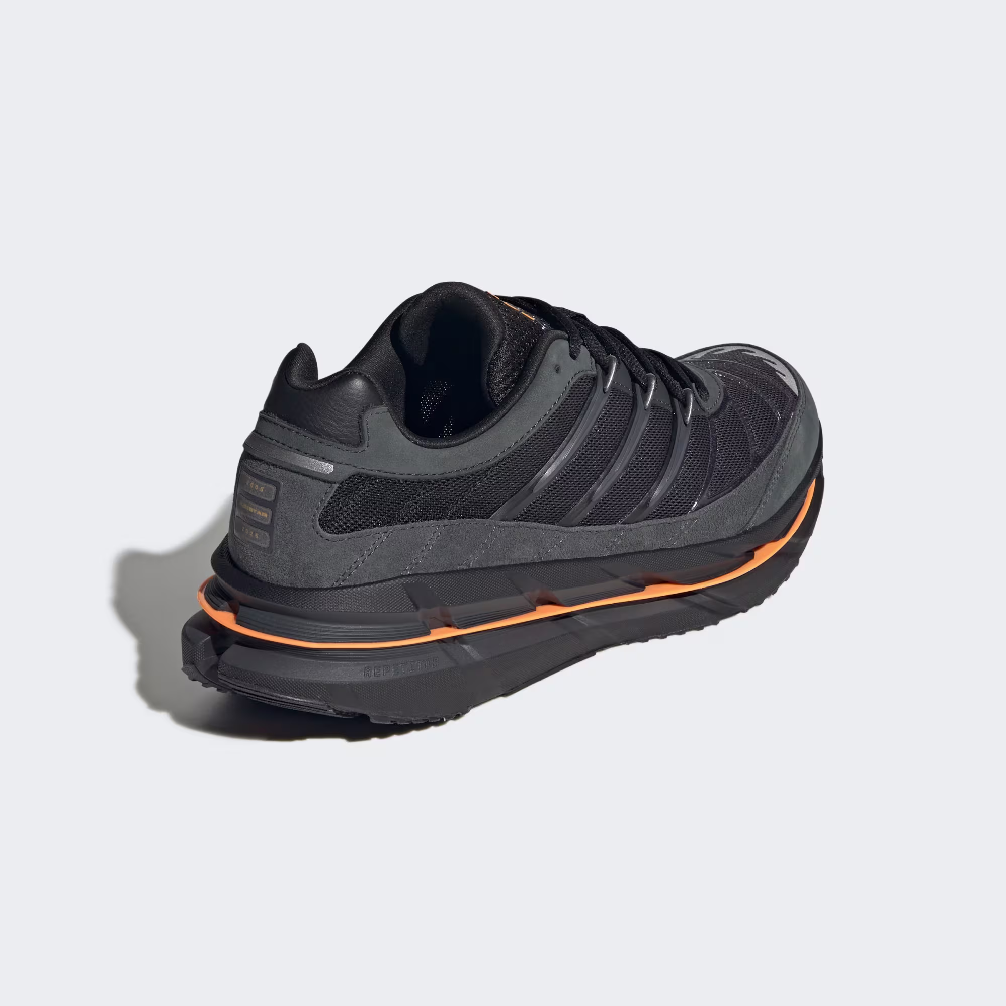 Adidas მამაკაცის სპორტული ფეხსაცმელი