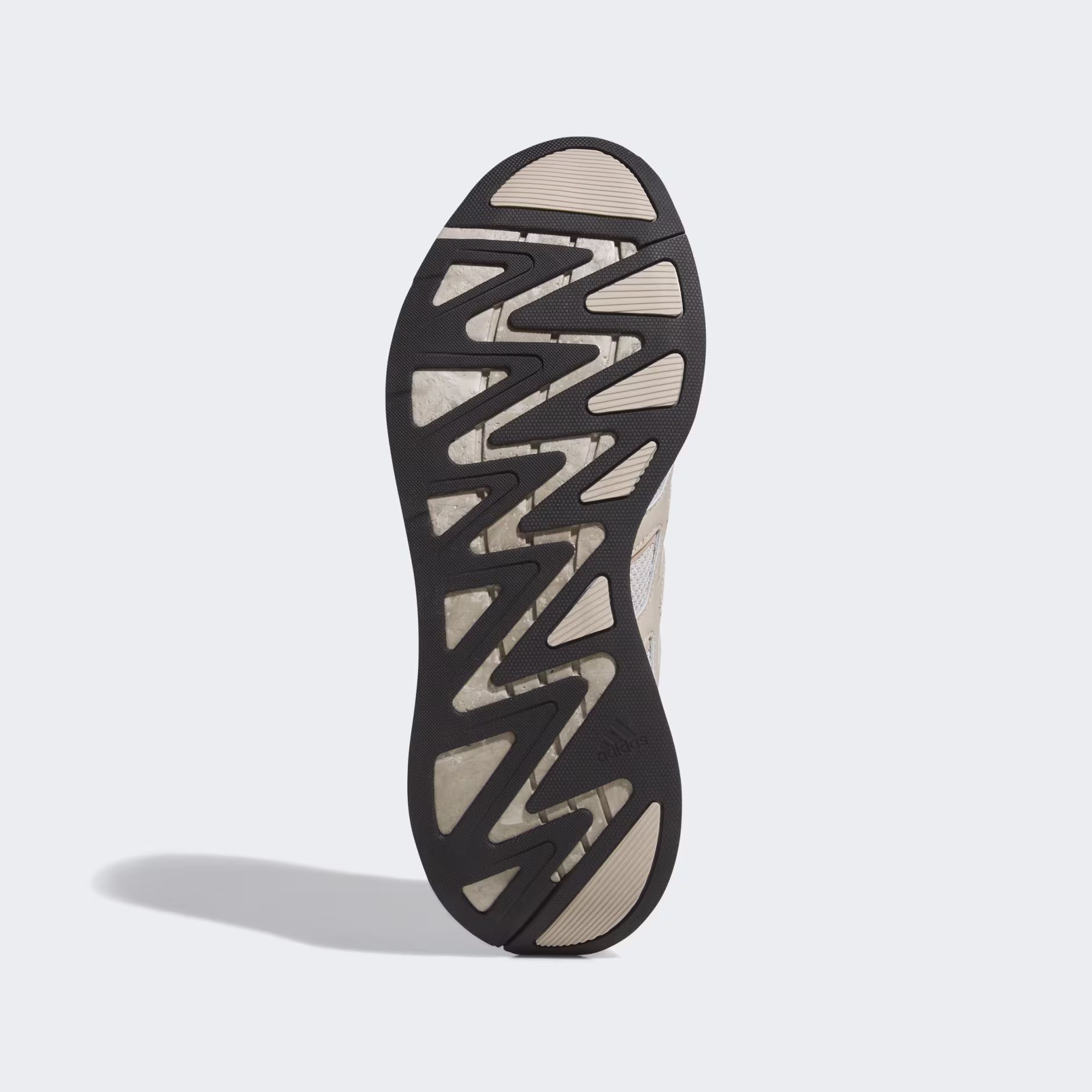 Adidas მამაკაცის სპორტული ფეხსაცმელი