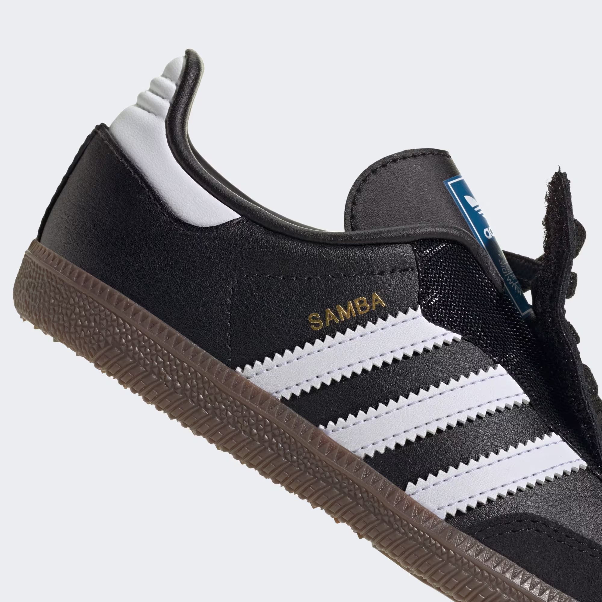 Adidas ბავშვის სპორტული ფეხსაცმელი