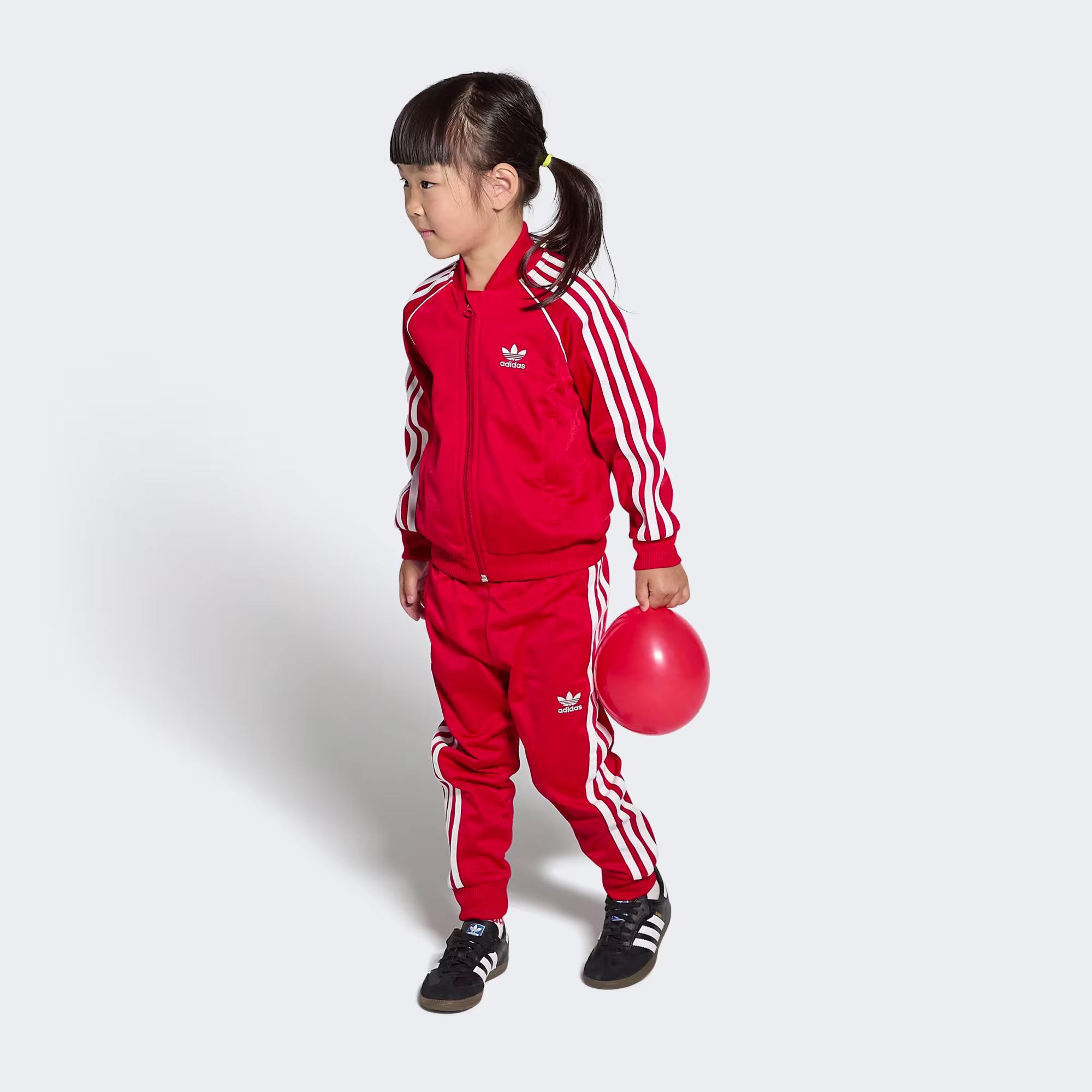 Adidas ბავშვის სპორტული ფეხსაცმელი
