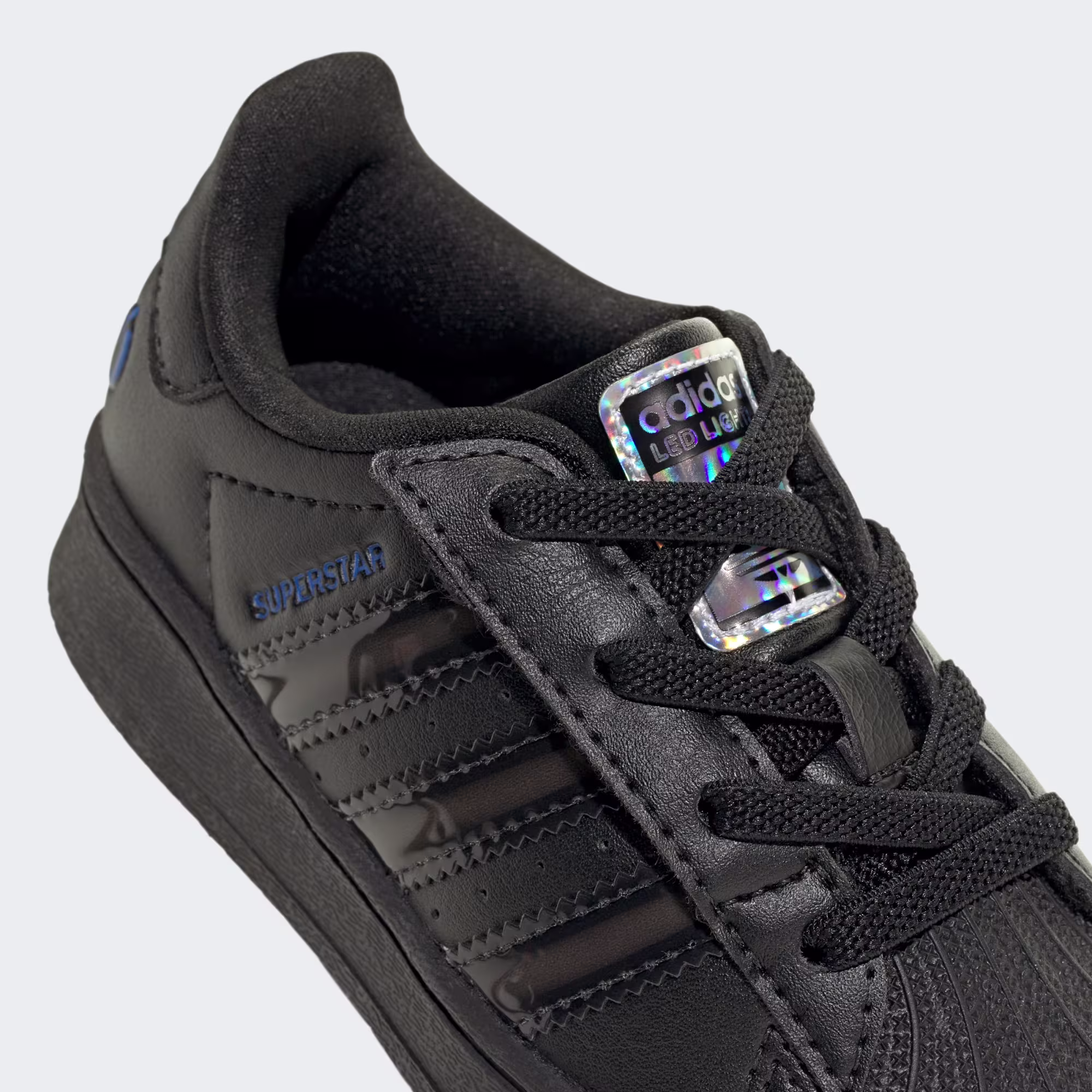 Adidas ბავშვის სპორტული ფეხსაცმელი