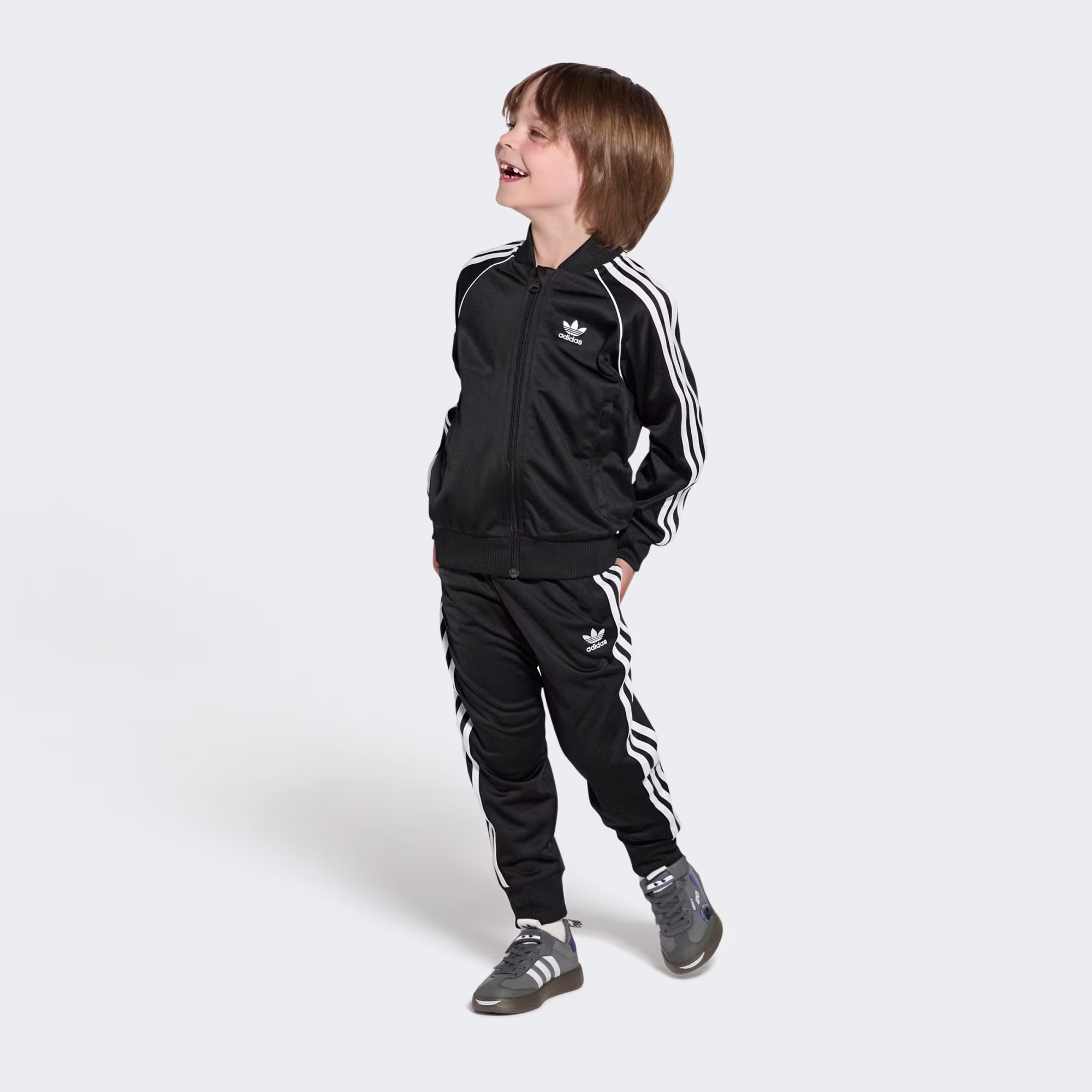 Adidas ბავშვის სპორტული ფეხსაცმელი