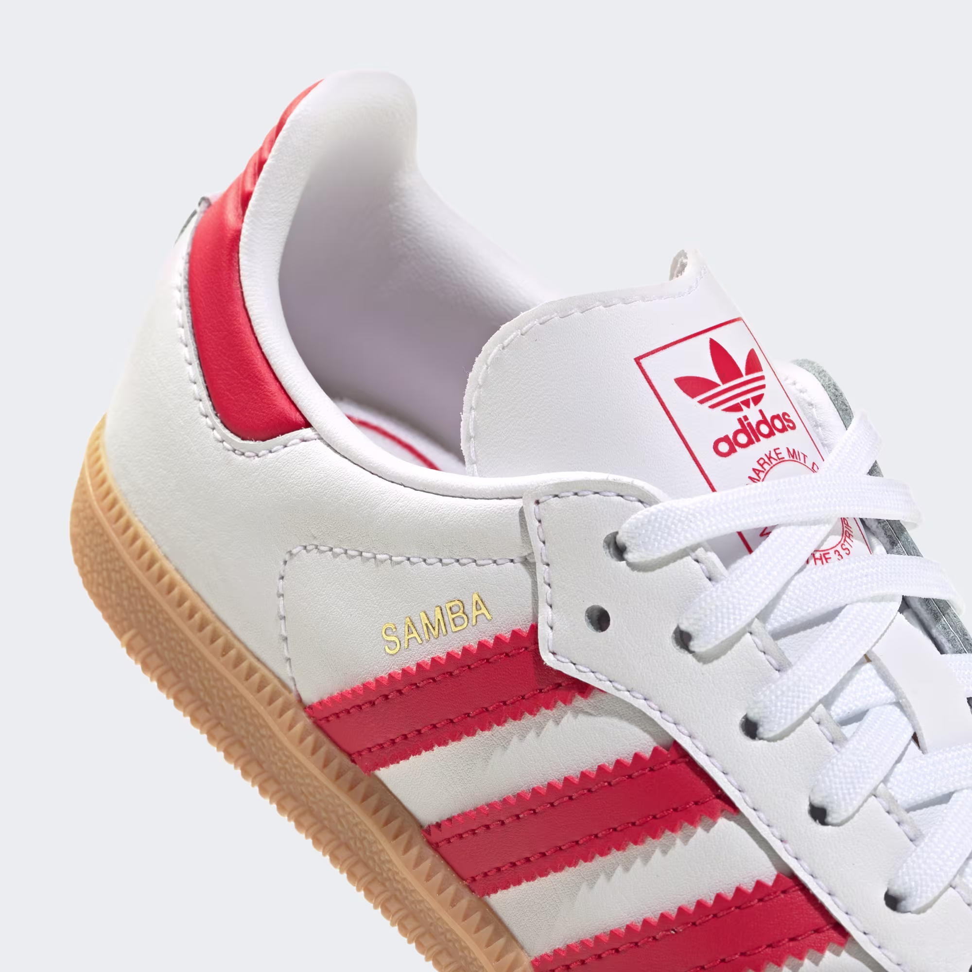 Adidas ბავშვის სპორტული ფეხსაცმელი