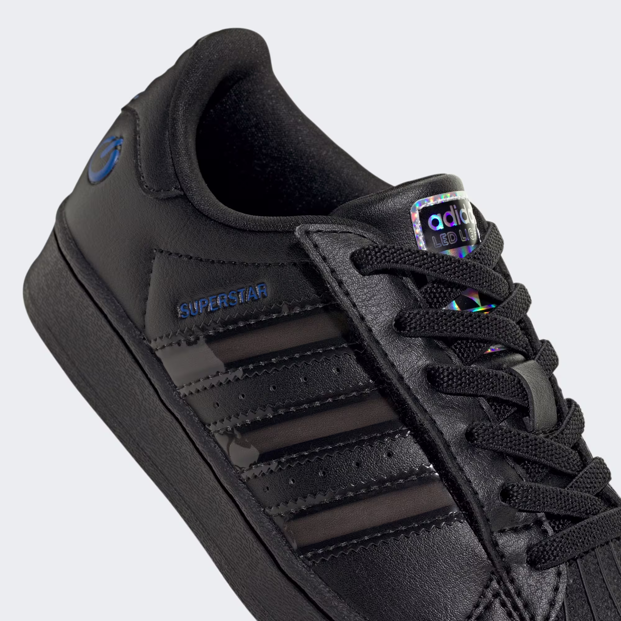 Adidas ბავშვის სპორტული ფეხსაცმელი