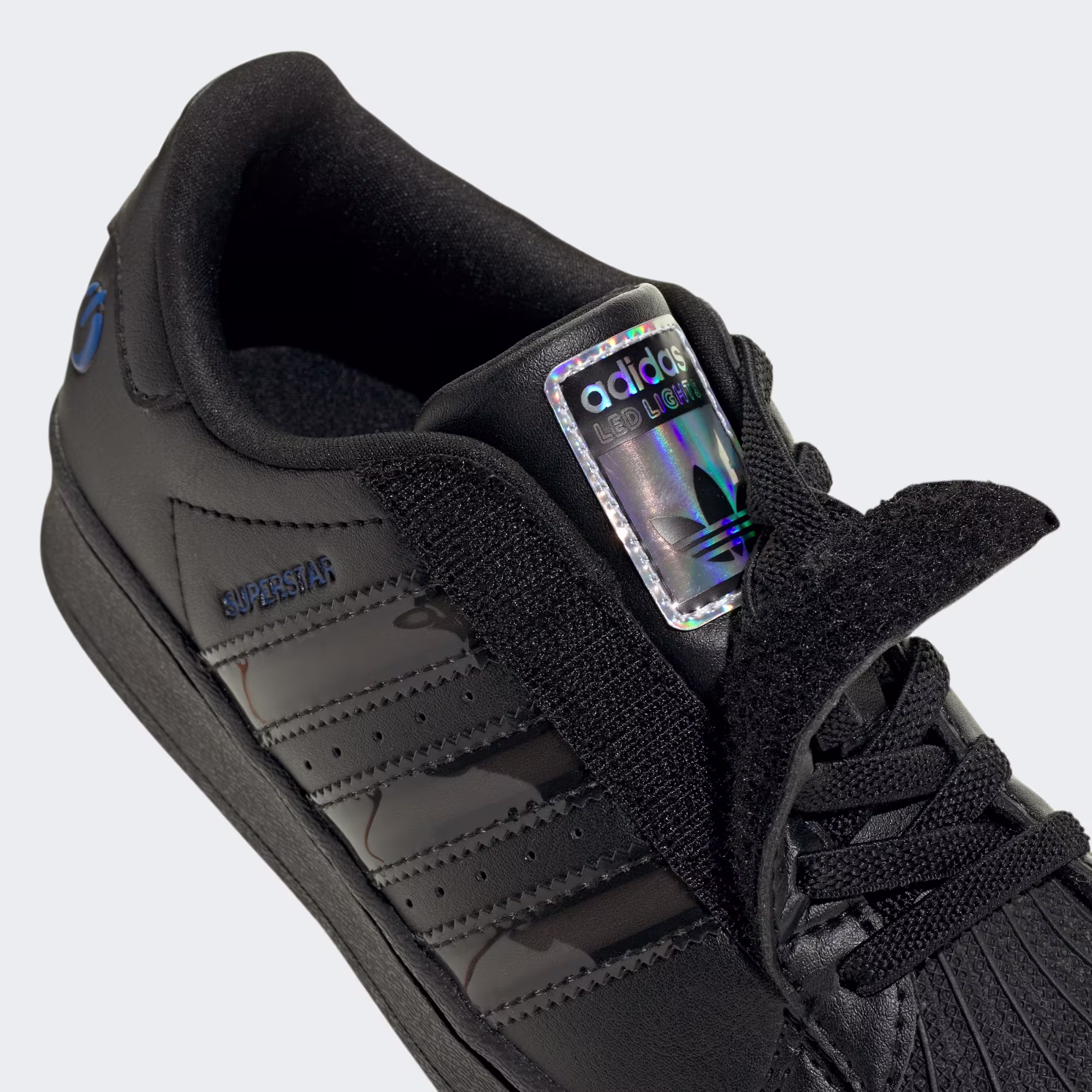 Adidas ბავშვის სპორტული ფეხსაცმელი