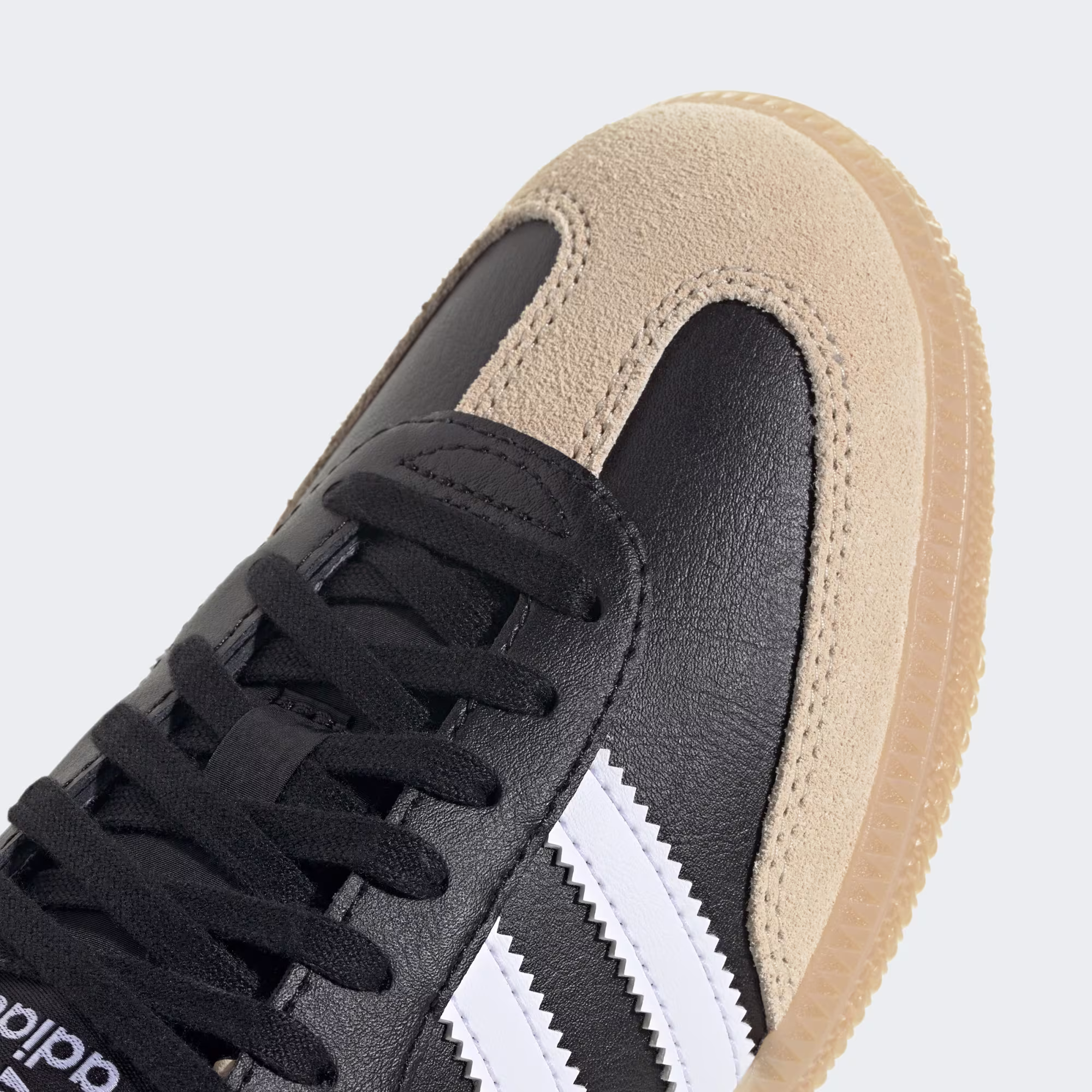 Adidas ბავშვის სპორტული ფეხსაცმელი