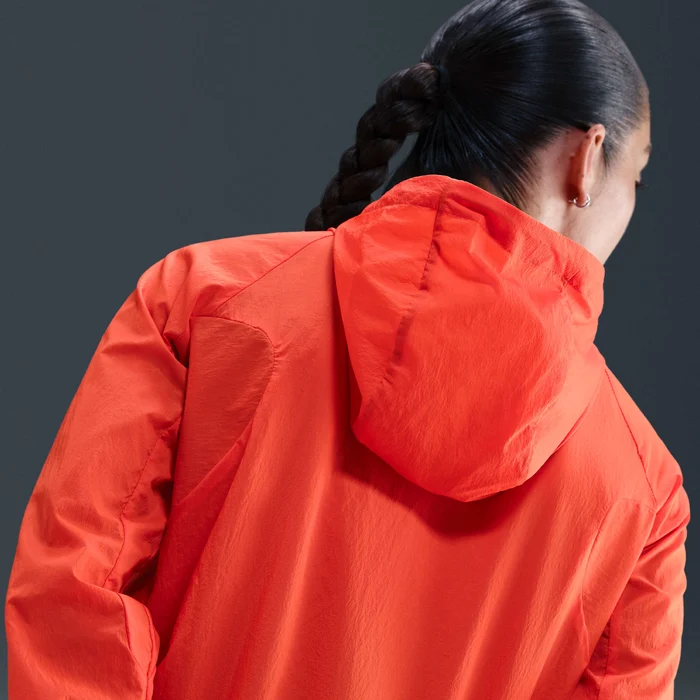 Nike ქალის ქურთუკი