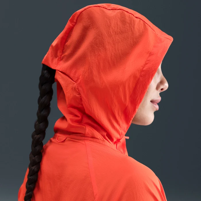 Nike ქალის ქურთუკი