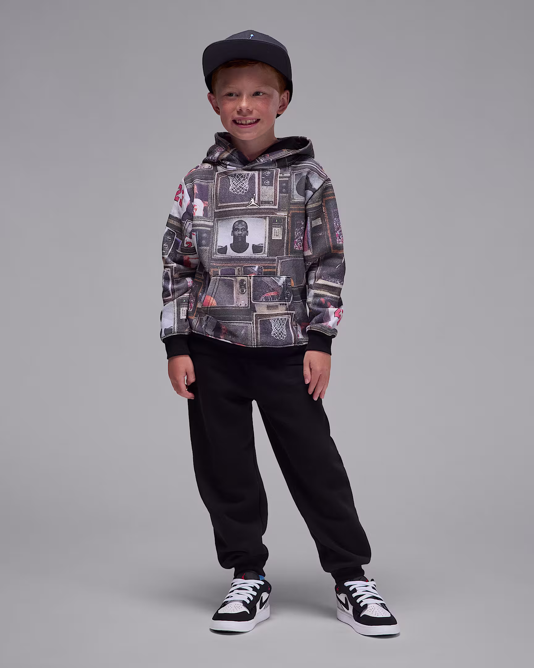 Nike ბავშვის სპორტული კომპლექტი