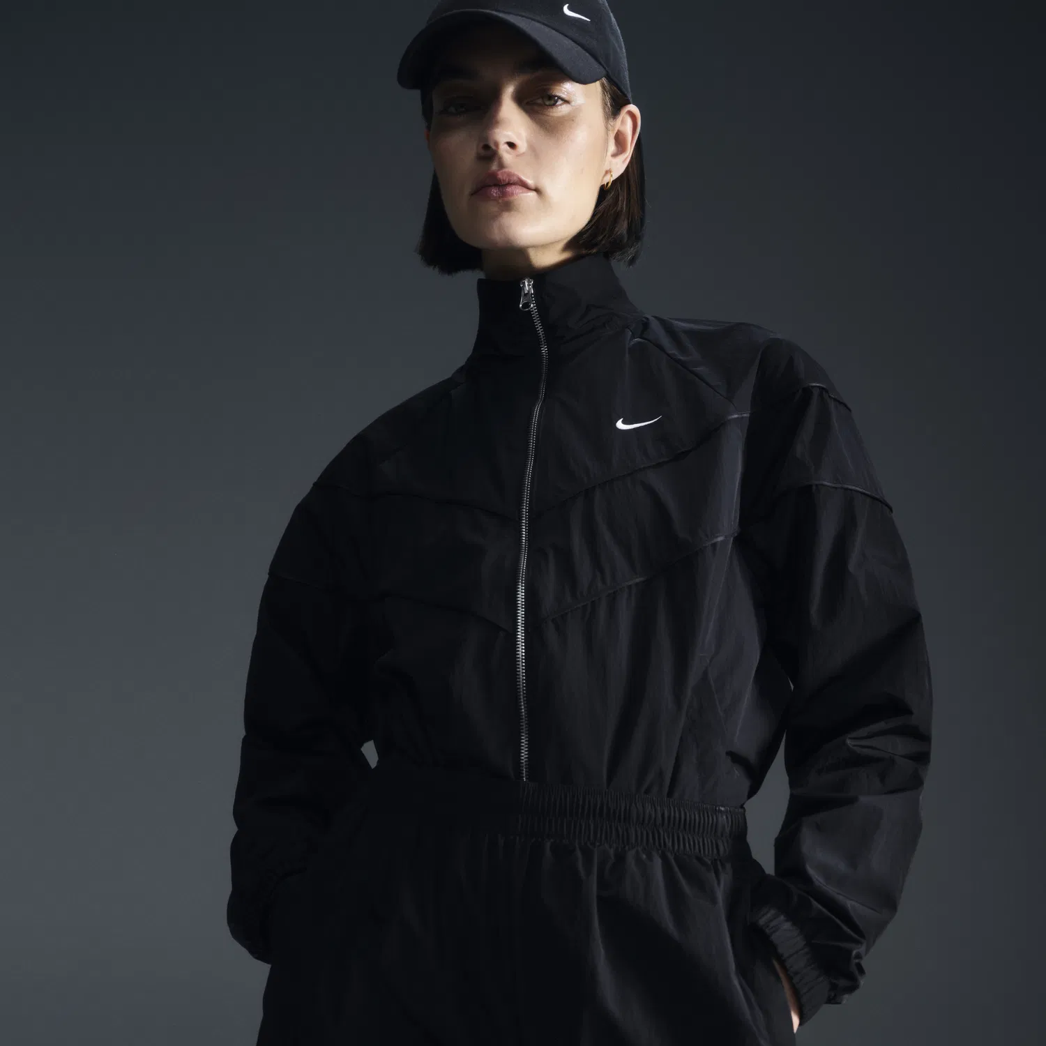 Nike ქალის ქურთუკი