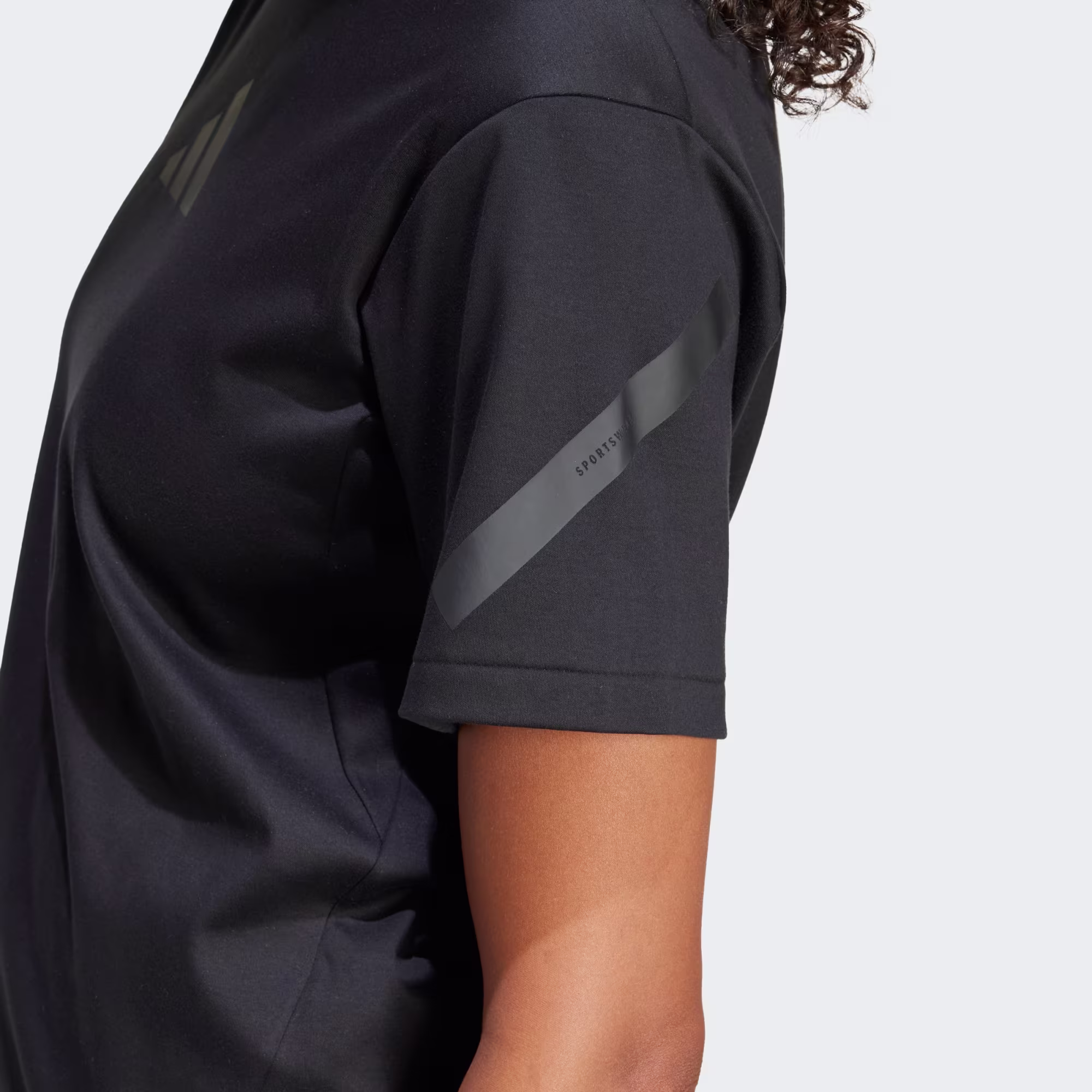 Adidas ქალის მაისური W Z.N.E. TEE